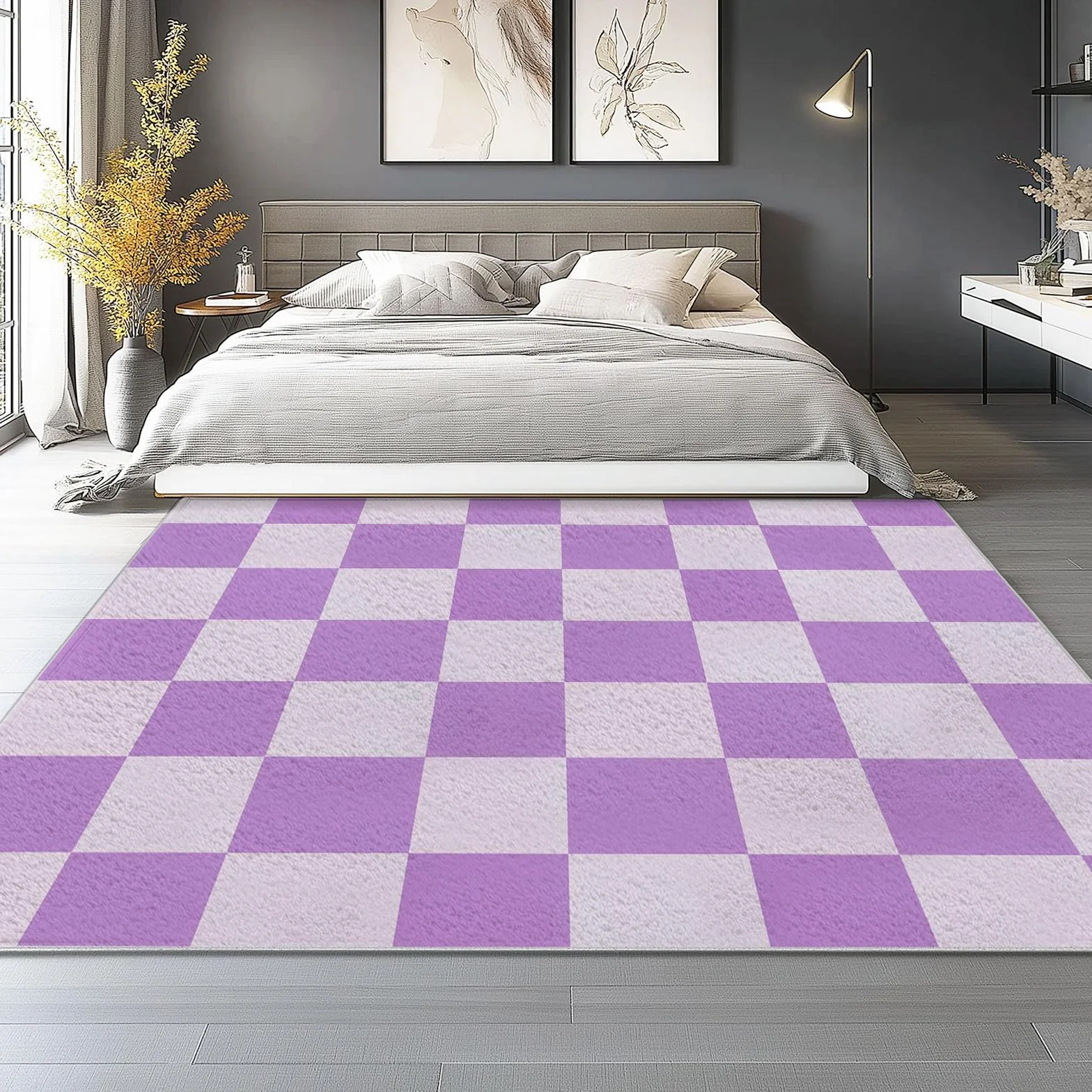 Nowoczesny minimalistyczny fioletowy dywan 140 x 200 cm krótkie runo zmywalny antypoślizgowy do salonu jadalni sypialni wystrój domu