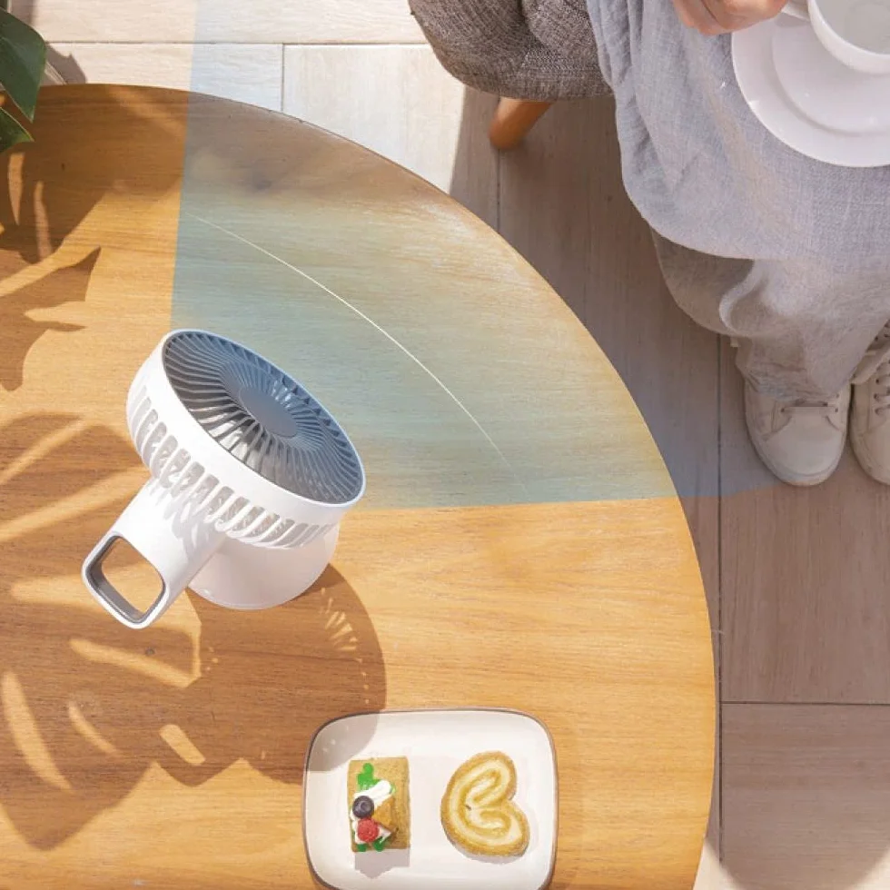 VITAMMY DREAM DESK FAN RÓŻOWY Mini wentylator biurkowy USB, 3 tryby, z lustrem i LCD