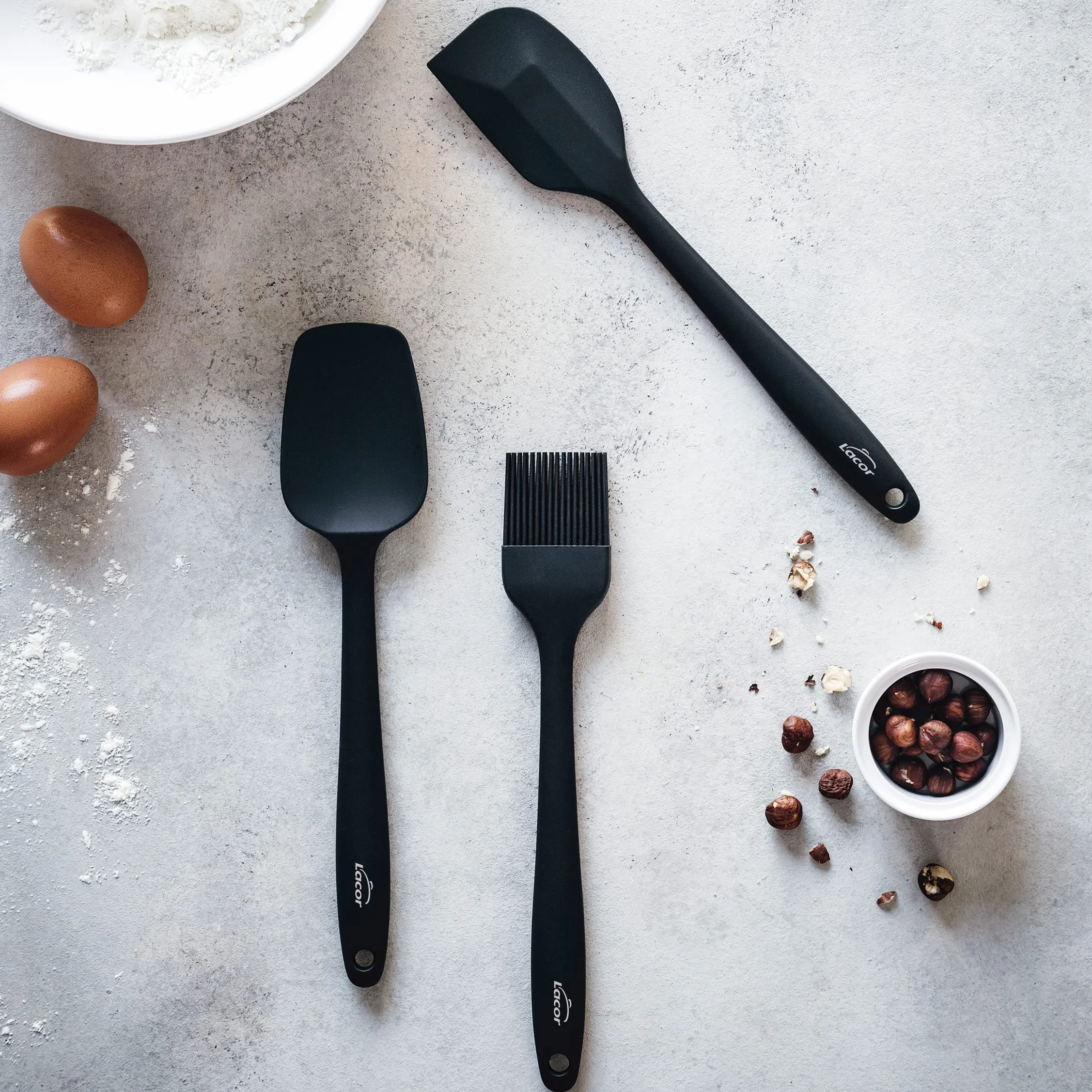 Lacor - 64463 - Szara Łyżka Kuchenna, Silikonowa Łyżka, Przybory Kuchenne, Ergonomiczny Uchwyt, Powłoka Nieprzywierająca, Odporna Na Wysokie Temperatury, Nadaje Się Do Mycia W Zmywarce, Długość 27,5