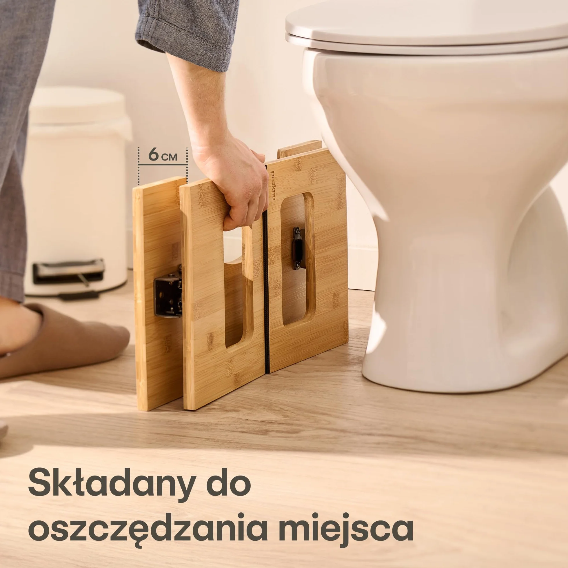 Praknu Składany Stołek Toaletowy z Bambusa FSC® - 𝗔𝗻𝘁𝘆𝗽𝗼ś𝗹𝗶𝘇𝗴𝗼𝘄𝘆 Stołek WC dla Dorosłych - Ergonomiczny Stołek do Łazienki