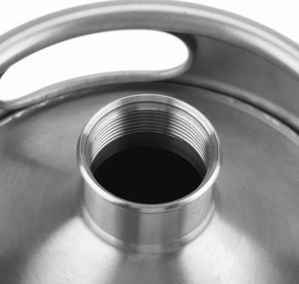 Namvo Mini Keg Style Growler Beczka na piwo ze spiralną pokrywką, ze stali szlachetniej, przenośna, do samodzielnego warzenia piwa, do domu, hotelu (2 l)