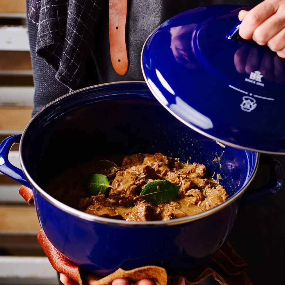 BK Cookware, Indigo Okrągła Emaliowana Brytfanna z Pokrywką - 22 cm/3.3l, Niebieski