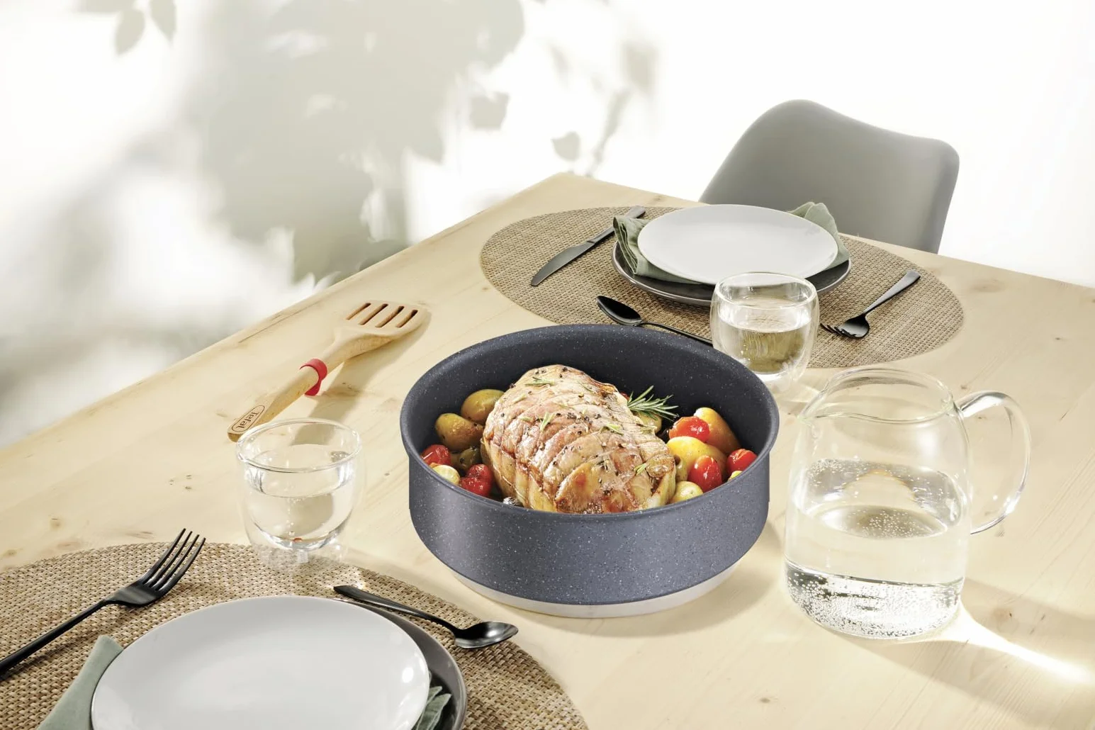 TEFAL L7669902 Zestaw INGENIO Natural On, Patelnie 22/24/28 cm + Garnki 16/20 cm + Saute 24 cm + Pokrywki 16/20 cm + 5 akcesoriów + rączka, powłoka mineralia+, do wszystkich kuchenek, szary
