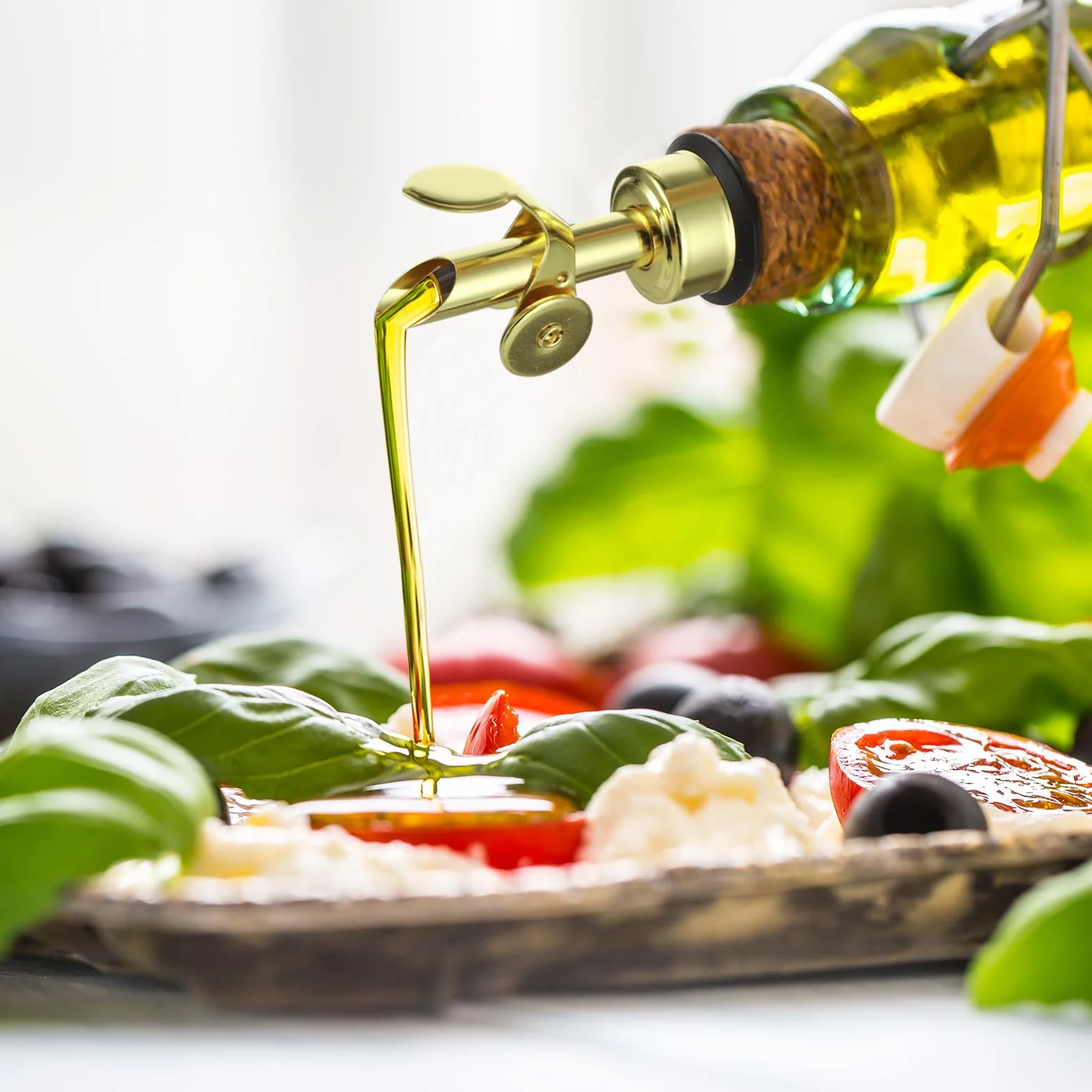 Mabor Nalewacze do butelek alkoholu, nalewacze do alkoholu (złote), konstrukcja samozamykająca, materiał klasy spożywczej, dozownik nalewacza do whisky, wylewki barowe do nalewania płynu, oliwy z