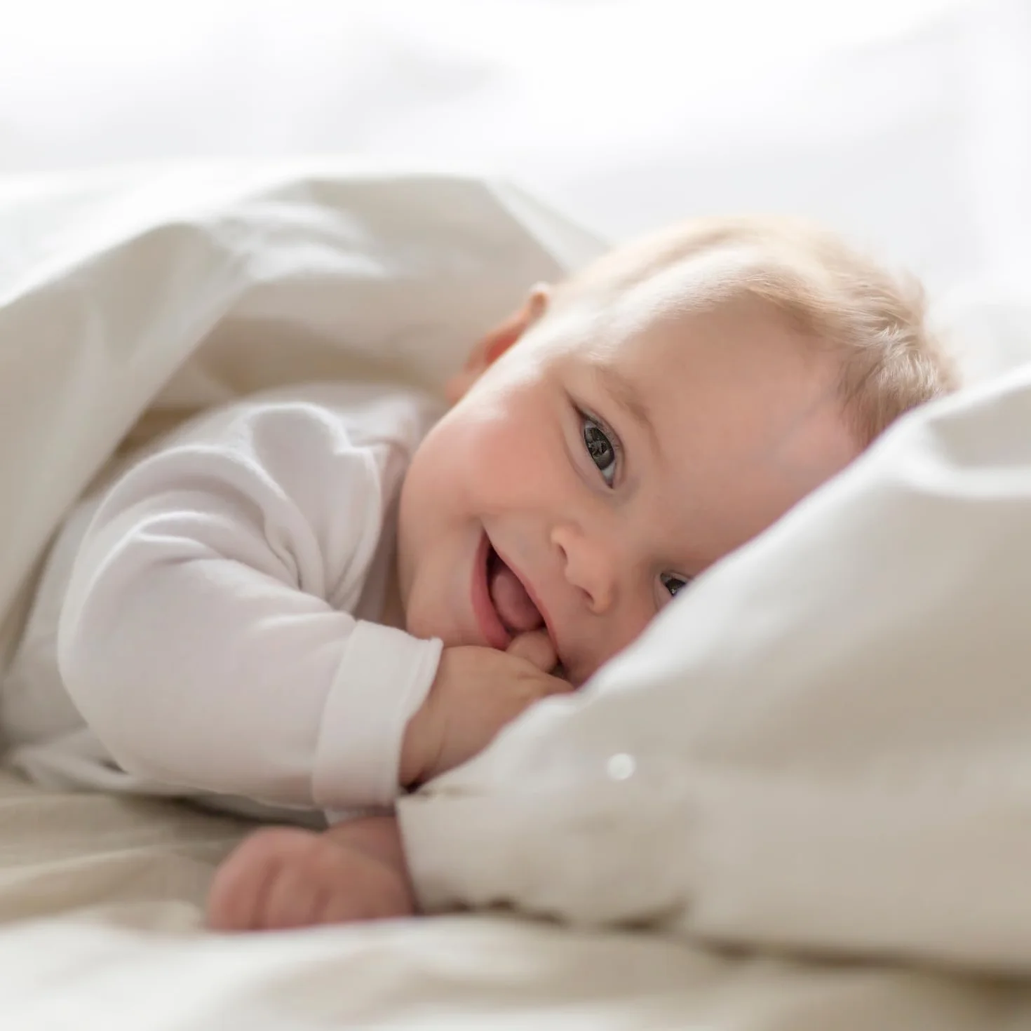 Pikolin Baby ochraniacz na materac, wodoszczelny, cichy ochraniacz na materac, certyfikat Oeko-Tex, do łóżeczka dziecięcego 60 x 120 cm, nakładka na materac