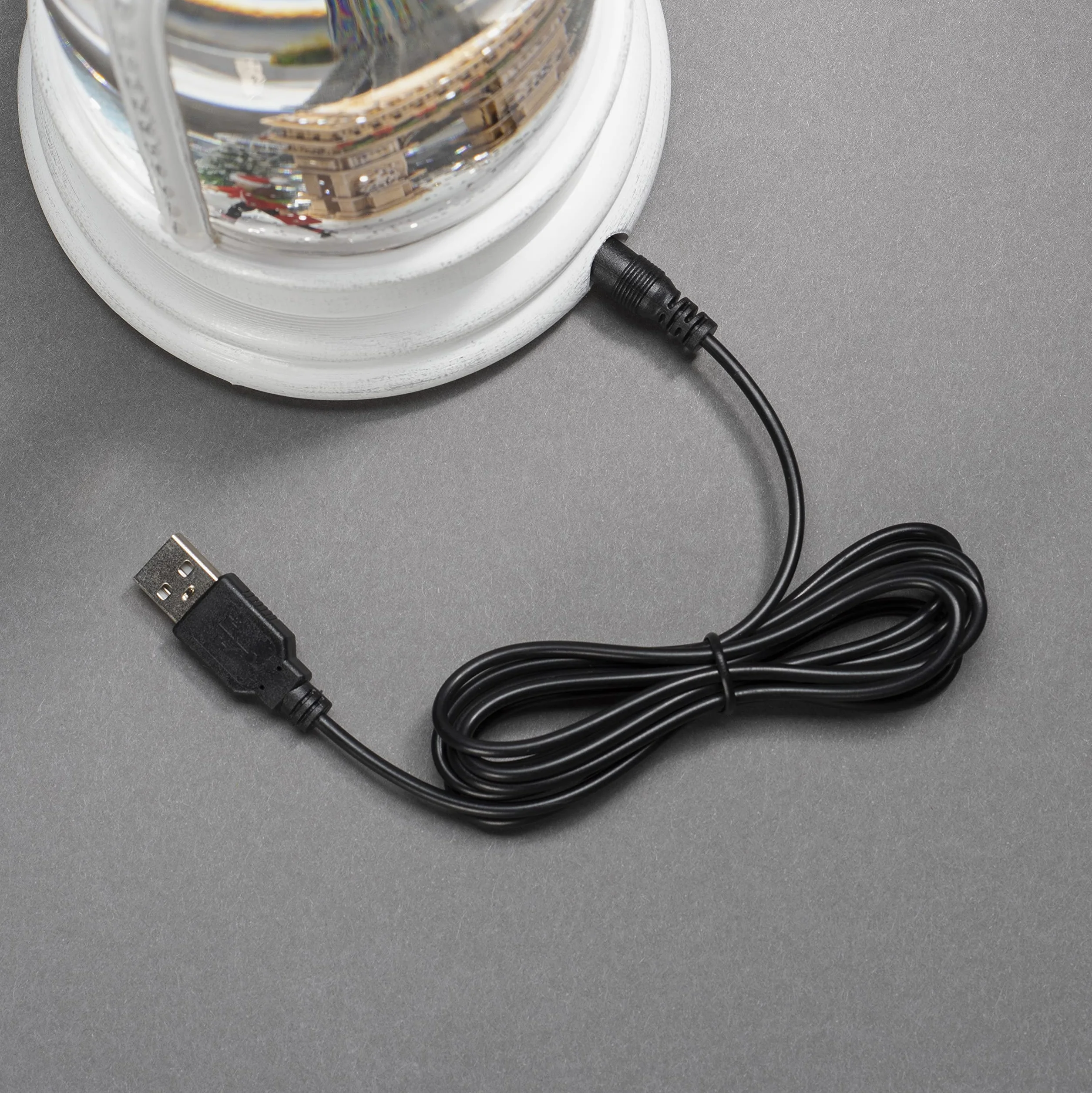 Konstsmide Dekoracje świąteczne LED kula śnieżna londyńska scena i funkcja obracania/wewnątrz, 5-godzinny timer/zasilanie bateryjne: 3 x C 1,5 V (excl.)/latarnia bożonarodzeniowa 1 ciepłe białe