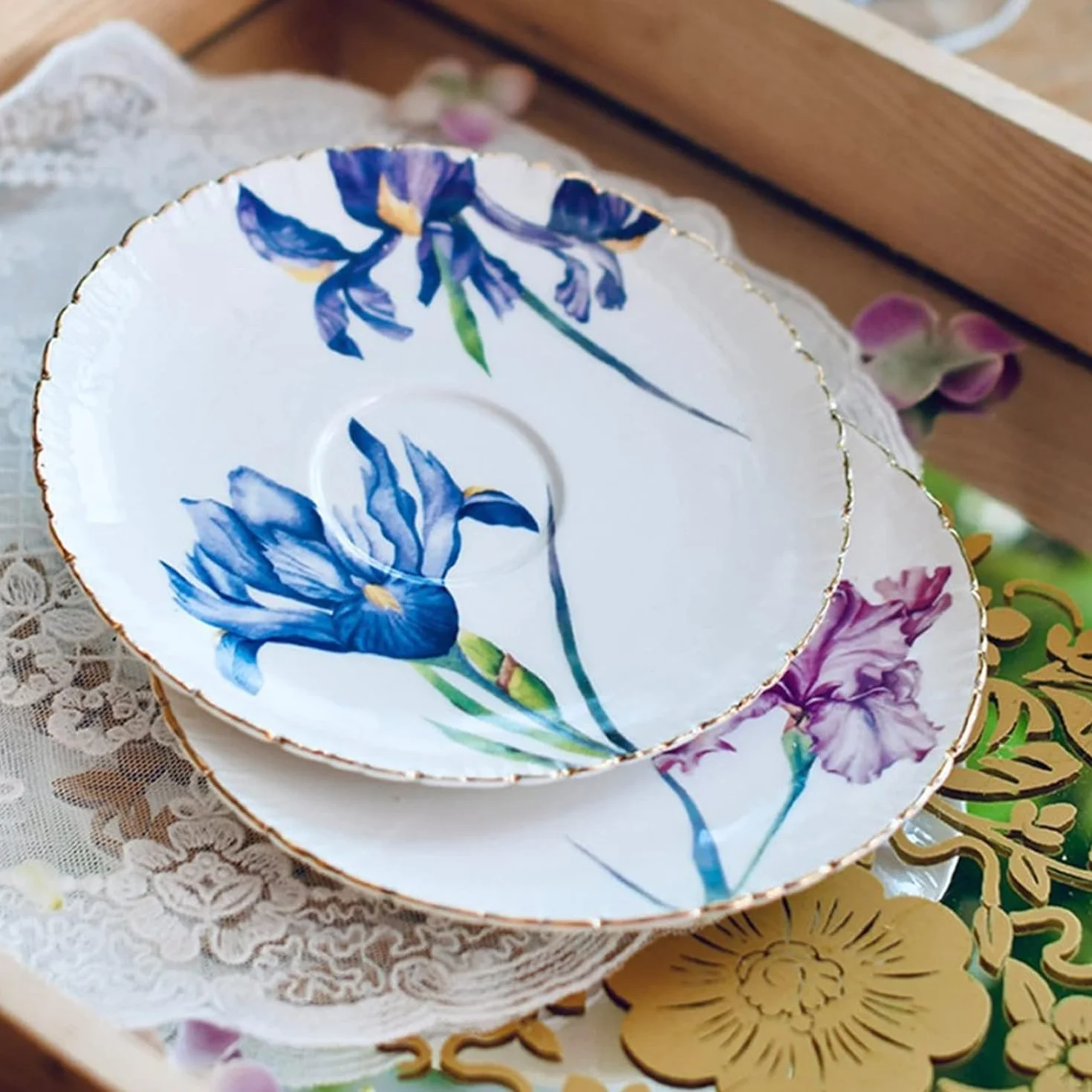 porcelanowa filiżanka i spodek, filiżanka do kawy, Ceramiczny kubek do kawy i spodek z wzorem Iris, porcelanowy zestaw do herbaty dla kobiet, filiżanki do latte