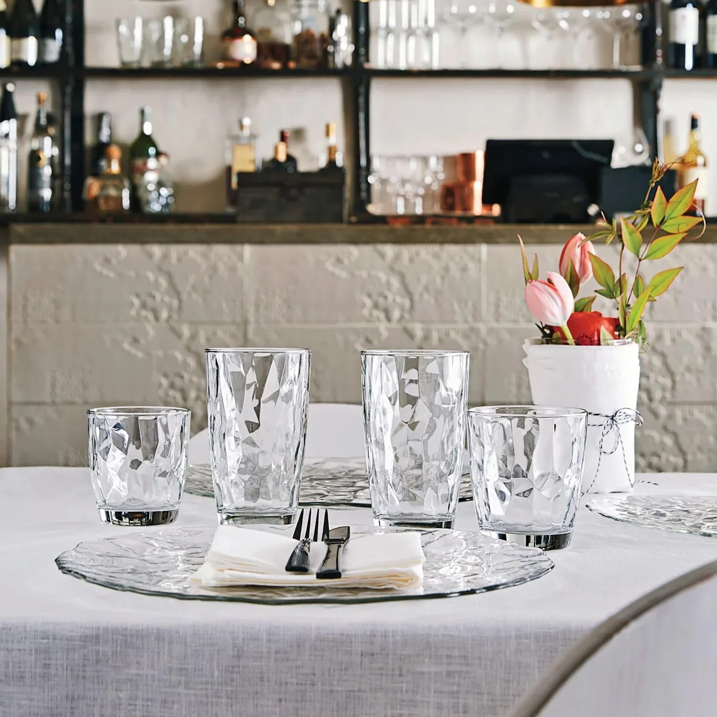 Bormioli Rocco 1333700 zestaw 6 szklanek ze szkła Diamond Cool przezroczyste cl47 dekoracja stołu 473 ml jasna