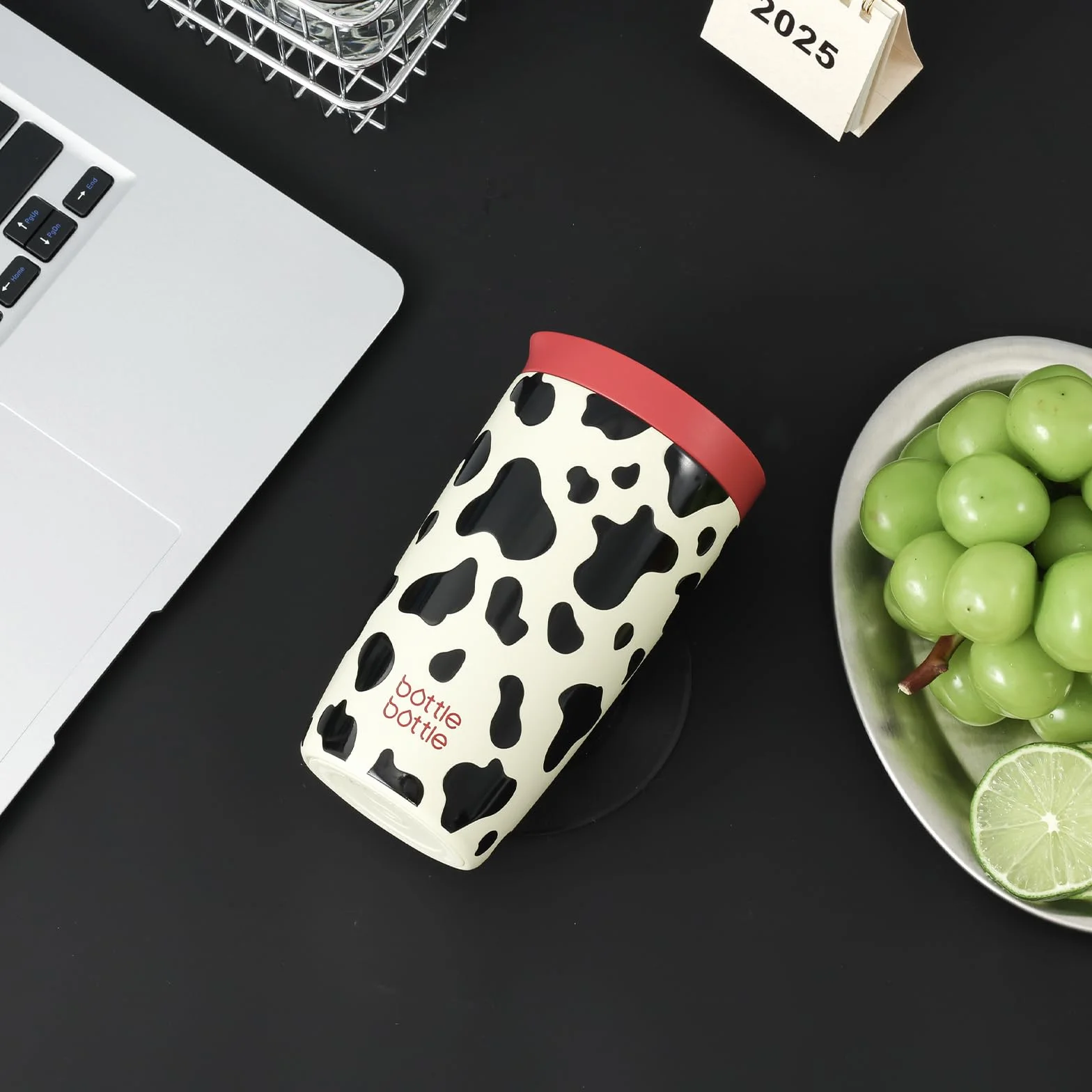 BOTTLE BOTTLE kubek termiczny 350 ml na kawę lub herbatę, szczelny i z łatwym zapięciem Quick-Press, kubek termiczny Travel Mug Classic Grande (wzór krowa)