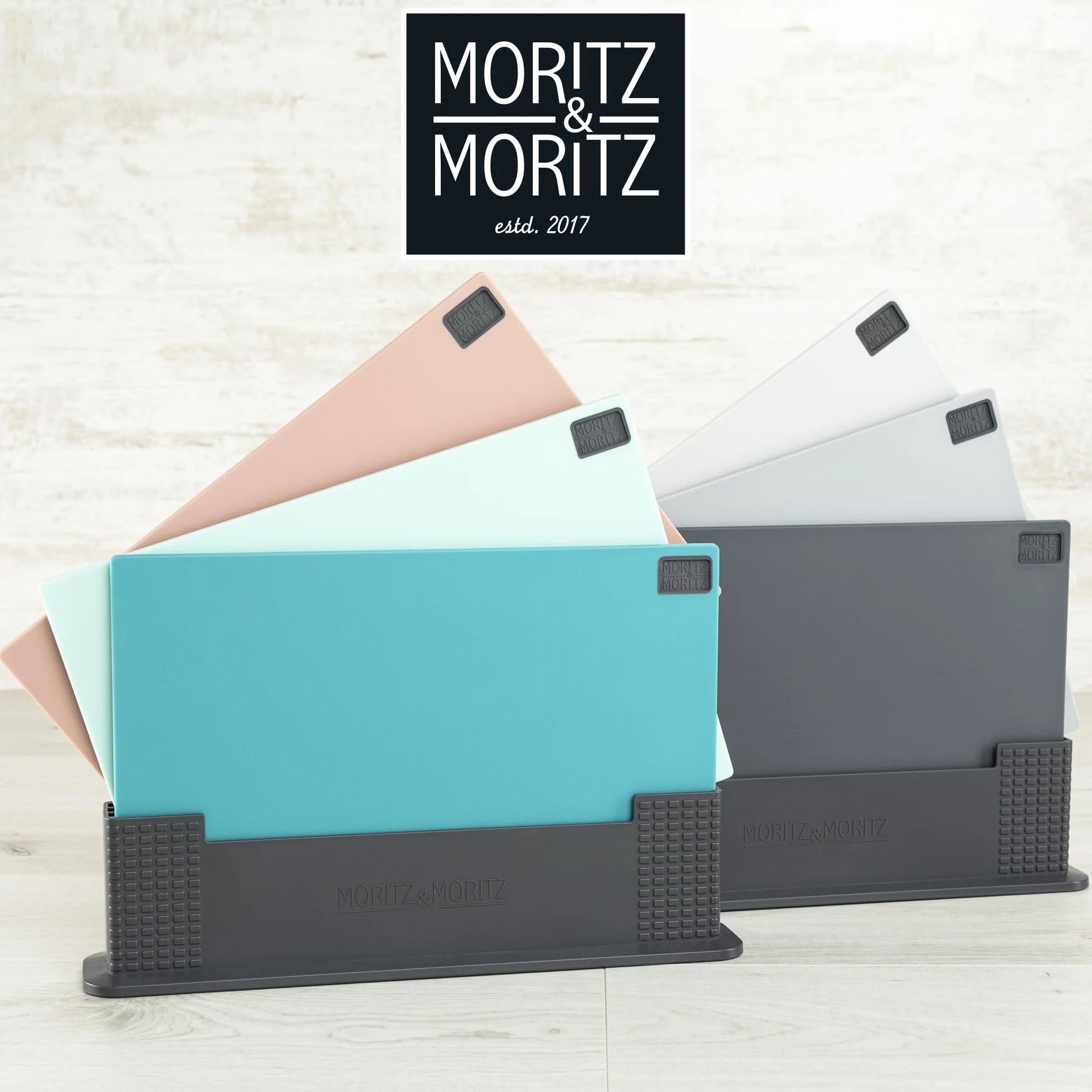 Moritz & Moritz 3x Deska do krojenia z plastiku - 32 x 22 cm - W praktycznym stojaku – Duża deska kuchenna – Nadaje się do zmywarki i higieniczna