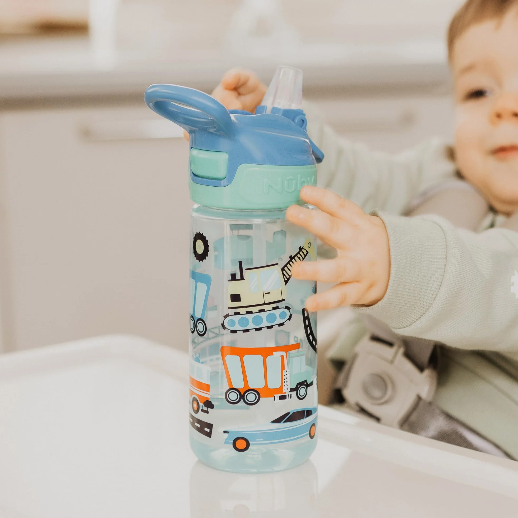 Nuby Super Quench butelka na wodę dla dzieci, 540 ml, uchwyt do przenoszenia, płynny przepływ, nadaje się do mycia w zmywarce i sterylizatora, nadaje się dla dzieci w wieku od 18 miesięcy