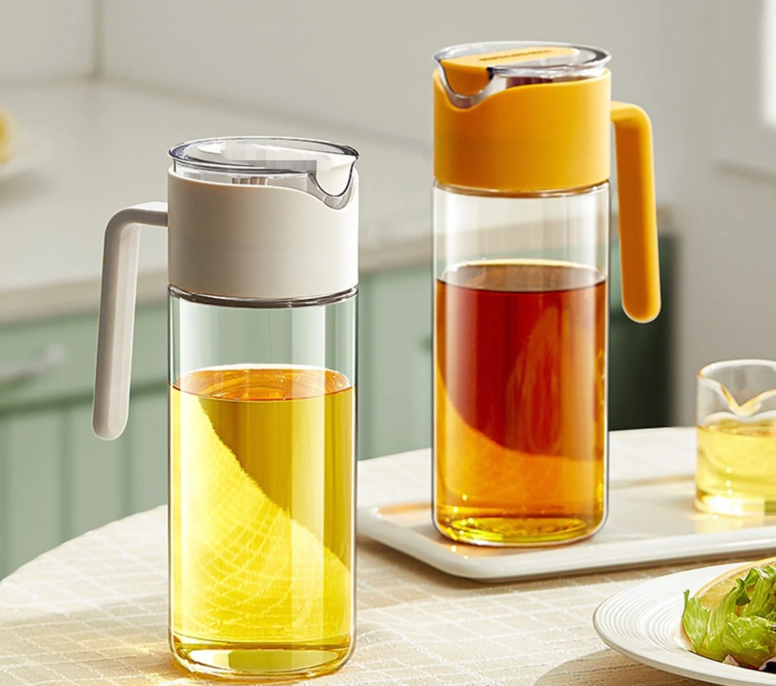 Butelek Oleju Kuchennego do Kuchni Automatyczna Butelka Z Rozpylaczem Oleju Do Smażenia Sałatek Na Powietrzu I Grillowania Dozownik Oleju i Octu(Yellow)