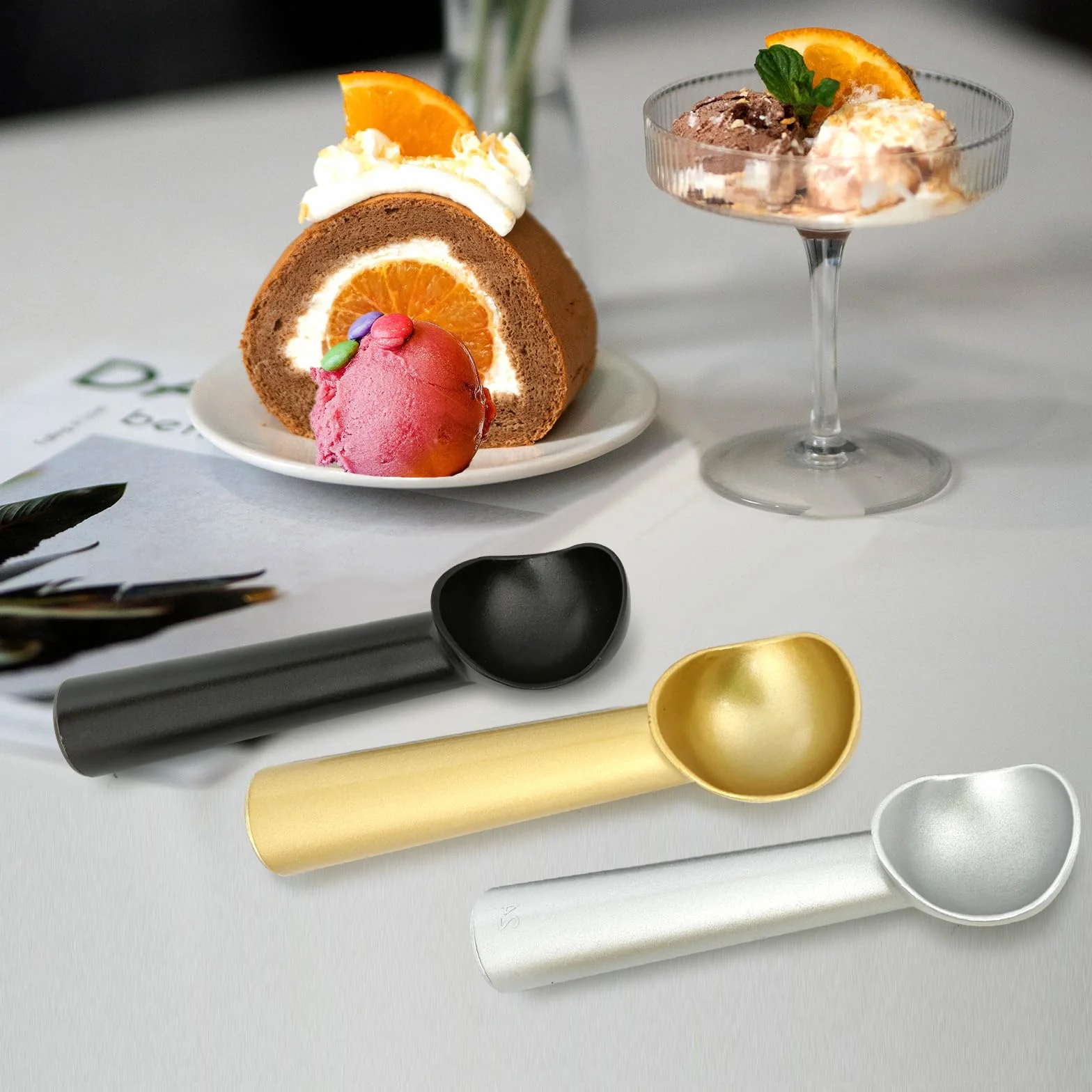 Łyżka do lodów, złota aluminiowa łyżka do lodów, 18 cm jednoczęściowa konstrukcja nieprzywierająca łyżka do ciastek.