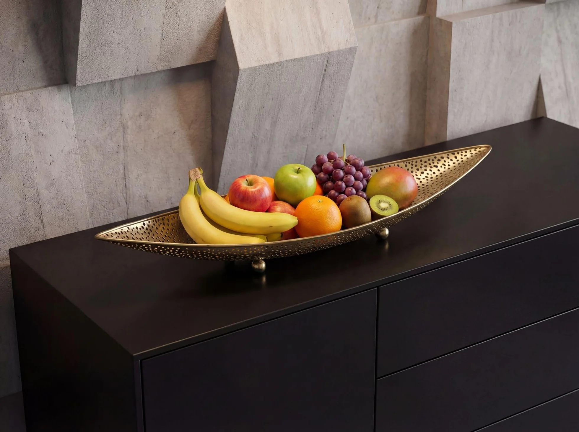 WOHNLING Misa na owoce 60 x 16 x 9 cm aluminium złota ręcznie robiona | podłużny kosz na owoce w kształcie łodzi, ręcznie robiony metalowy kosz na owoce, ażurowa misa, dekoracja stołu do kuchni