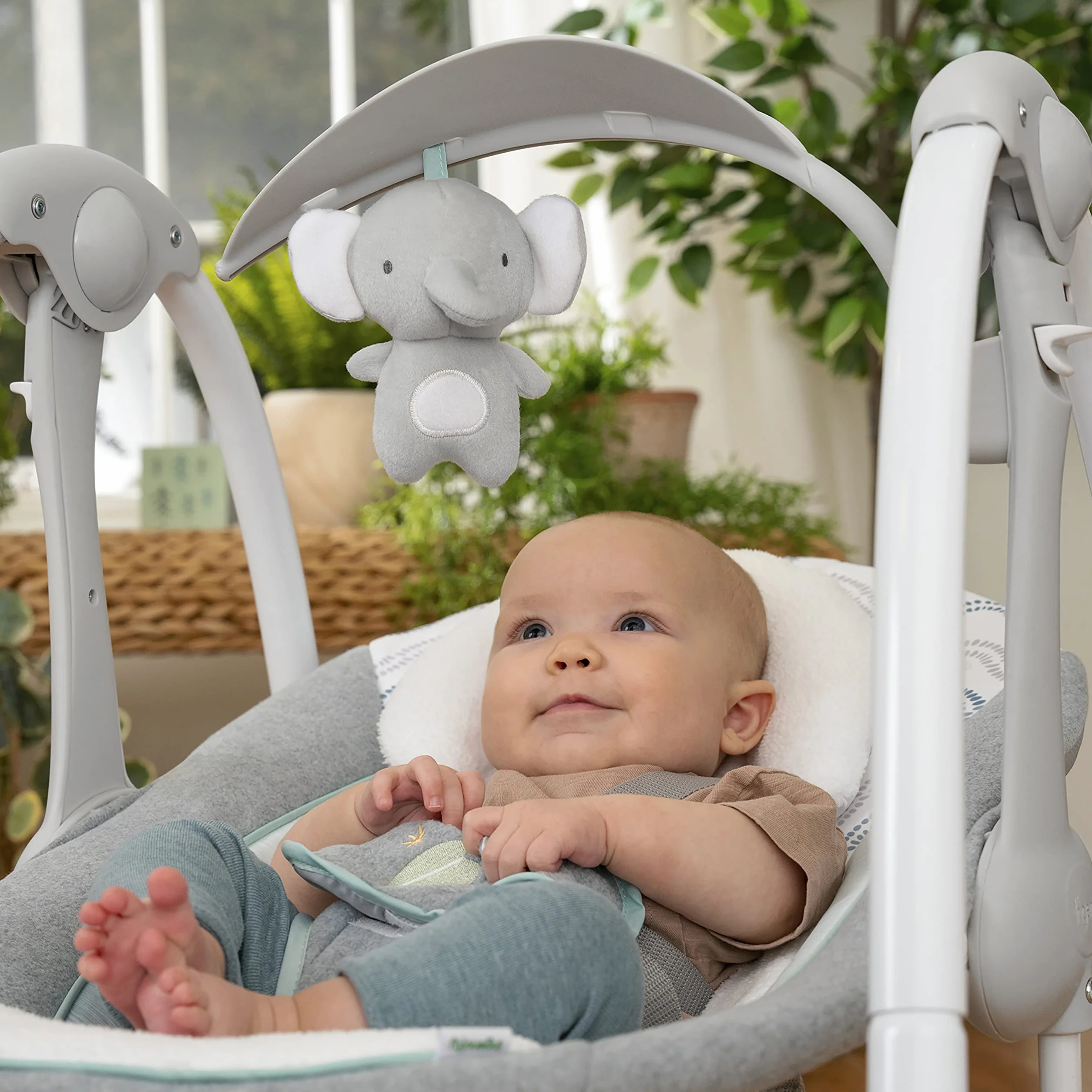 Ingenuity ConvertMe Huśtawka dziecięca 2 w 1, elektryczna, przenośna, wibracje, odgłosy natury, 0-9 miesięcy, maks. 9 kg – Swell
