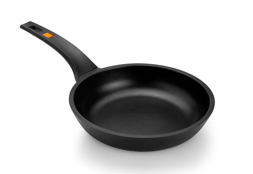 BRA Wydajny - patelnia 16 cm, odlew aluminiowy z nieprzywierającą powłoką teflonową Platinum Plus bez PFOA, kompatybilna ze wszystkimi palnikami indukcyjnymi