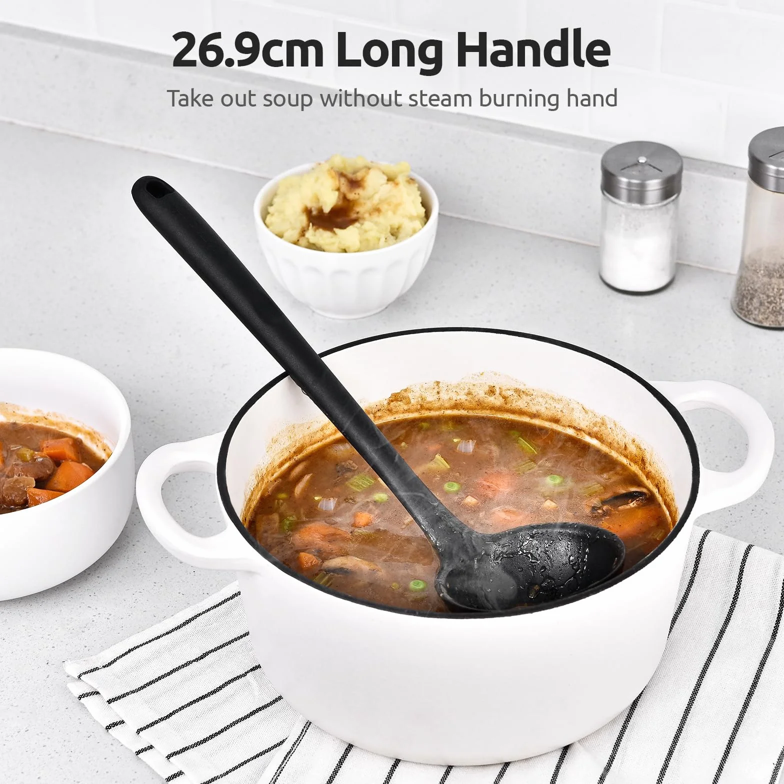 34 cm silikonowa chochla do zupy: U-Taste 315℃ Odporna na ciepło, nieprzywierająca, bezszwowa guma Duża kuchnia Głęboka łyżka do serwowania z antypoślizgową, solidną, długą rączką (Czarny)