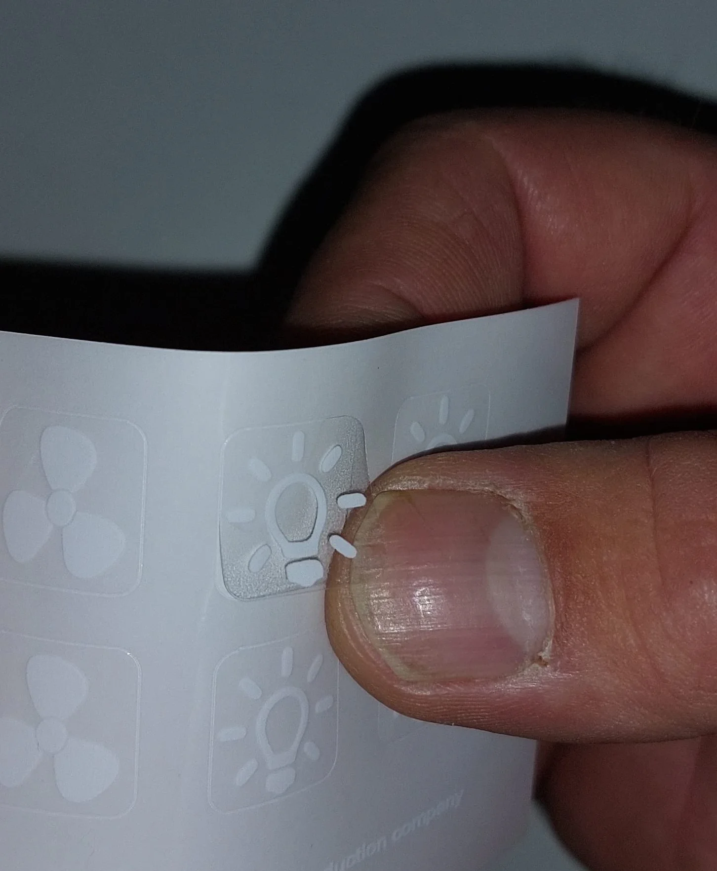 Zestaw naklejek na przełącznik z 8 naklejkami świetlnymi i naklejkami na wentylator (RP19/3) (14 mm)