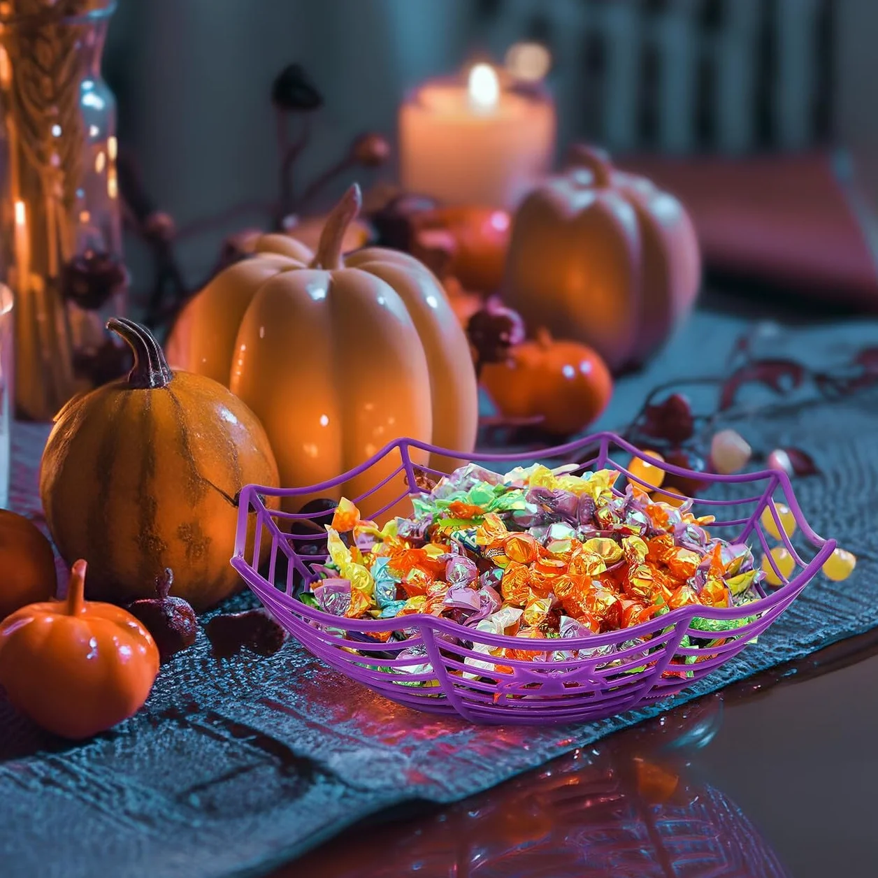 JOYIN Halloweenowa miska na cukierki pajęczyna cukierek albo psikus miska dekoracje na Halloween do wnętrz plastikowe naczynie na cukierki upominki na przyjęcie artykuły do nawiedzonego domu stół