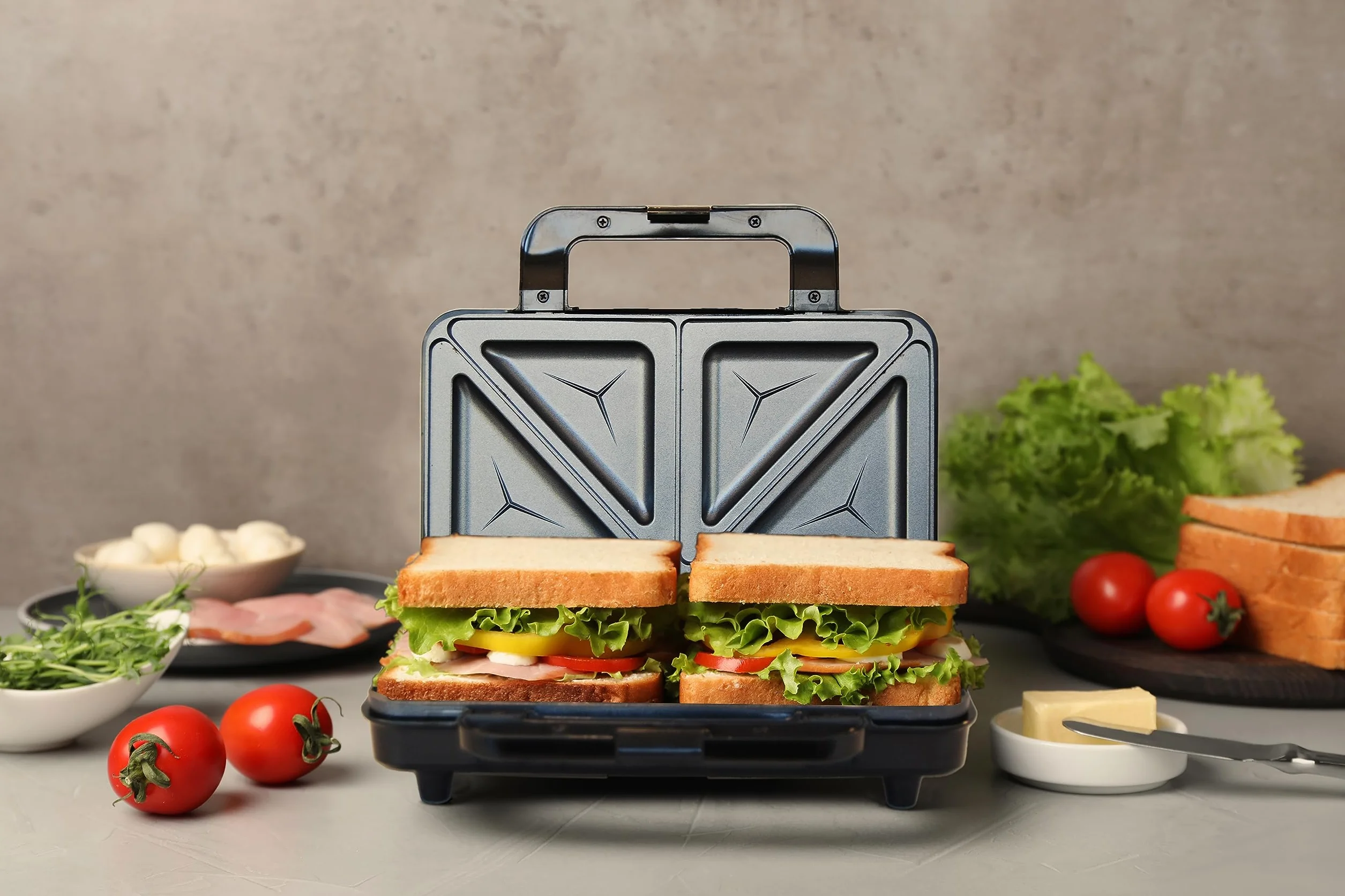 Bestron Sandwichmaker XL 900 W Nieprzywierający Toster 2 Sandwiche Automatyczny Wyłącznik Jasny Beż