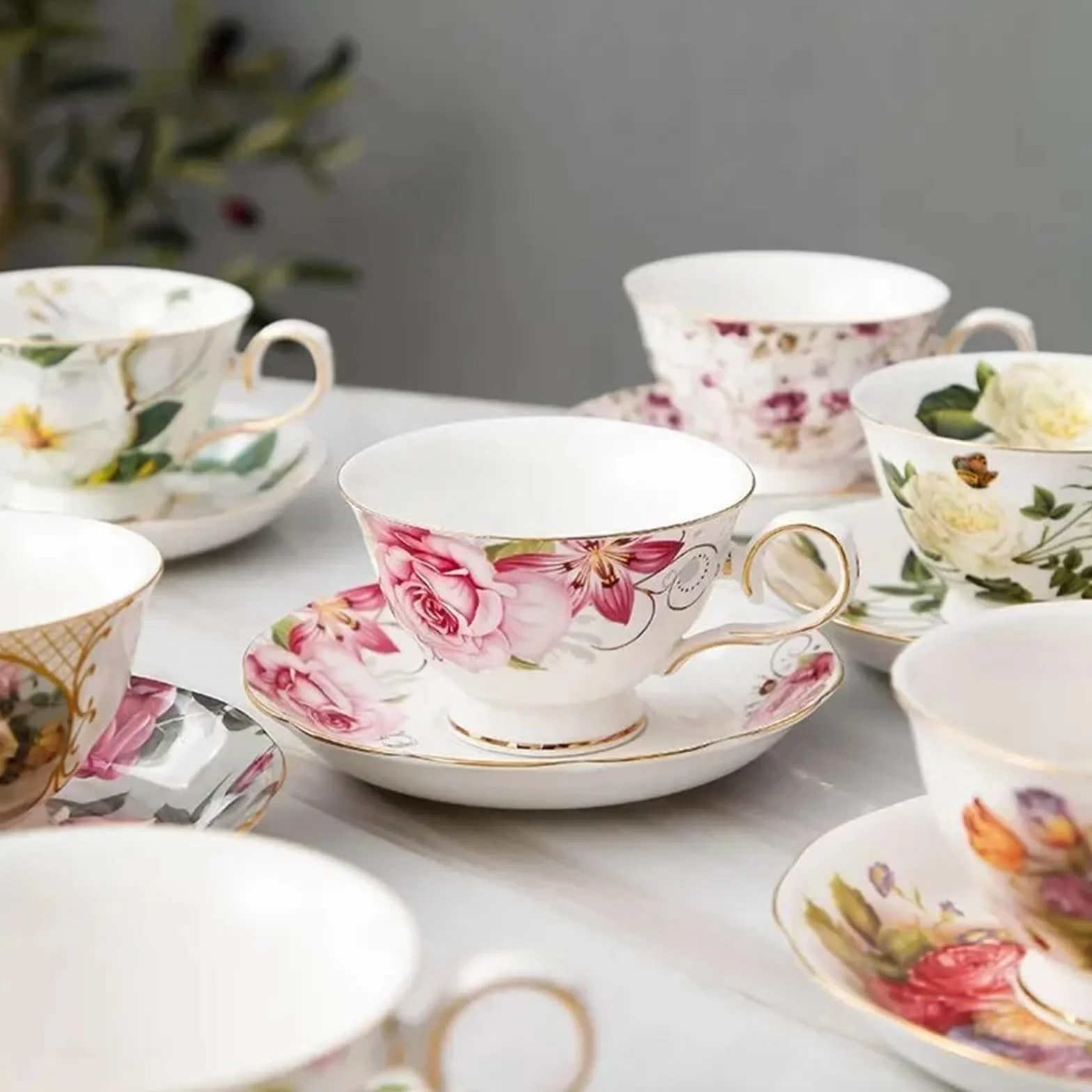 Ceramiczny kubek do kawy spodek zestaw łyżek kwiatowych filiżanki do herbaty europejski porcelanowy kubek i do kubków do kawy (biały_A)