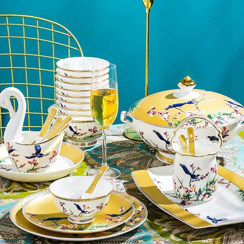 Zestaw naczyń obiadowych z porcelany kostnej Wzór kwiatowy sroki, 70-częściowa ceramika Zastawa stołowa Zestawy obiadowe, talerze i zestawy misek