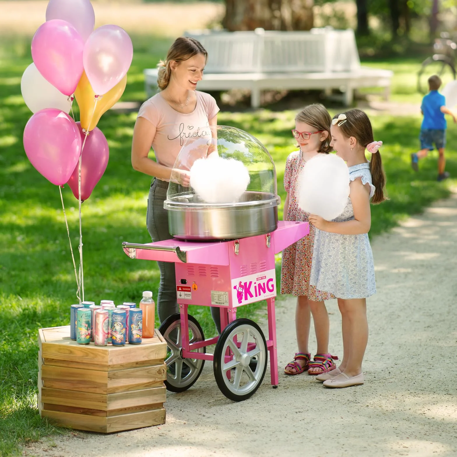 Royal Catering - RCZC-1200E - Maszynka do waty cukrowej z wozem - 1200 W - Pokrywa w zestawie