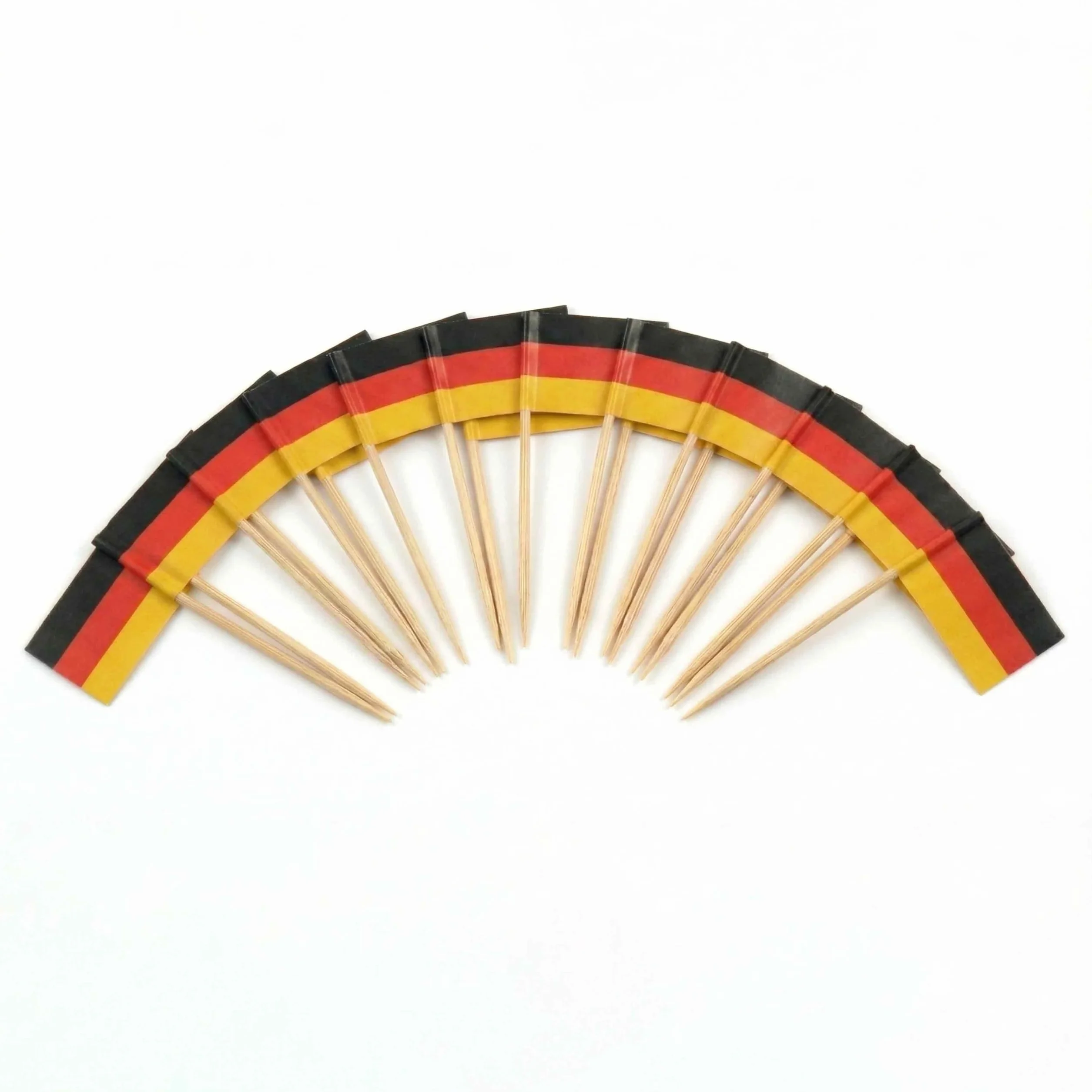 120 Szt. Wykałaczek koktajlowych z flagą Niemiec - 6,5 cm (2,5 in) Wykałaczki bambusowe z mini flagami - Wykałaczki dekoracyjne do przekąsek i napojów - od Mobi Lock