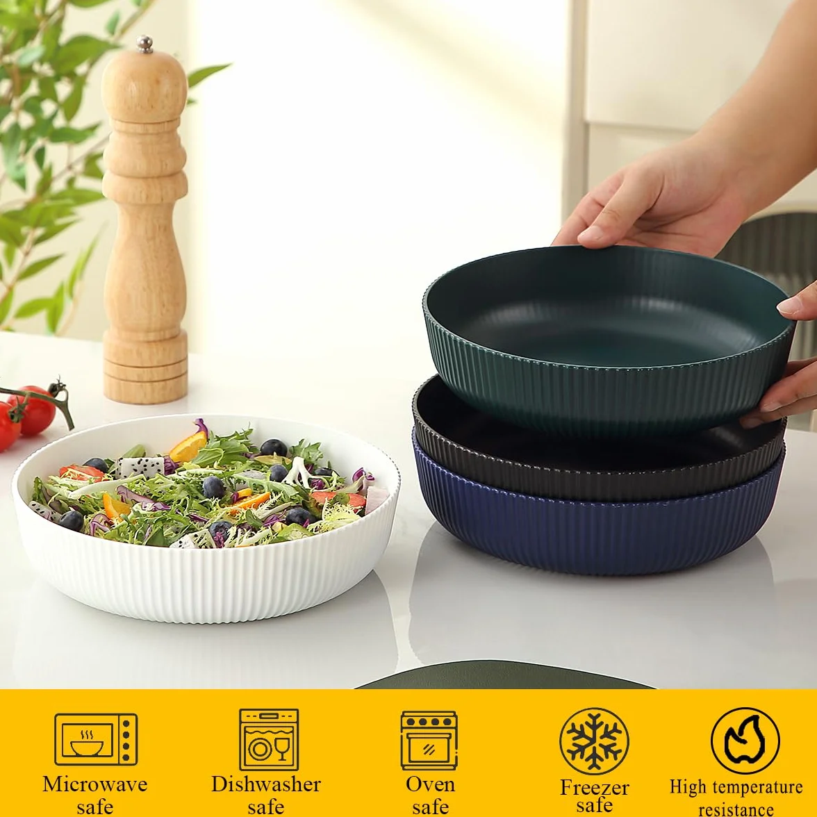 Berglander Zestaw misk do makaronu 4 sztuki, wielokrotnego użytku 37oz, niemalejące duże plastikowe miski do zupy/sałat/owoców/serwowania, do domu, restauracji, na zewnątrz, piknika, kempingu