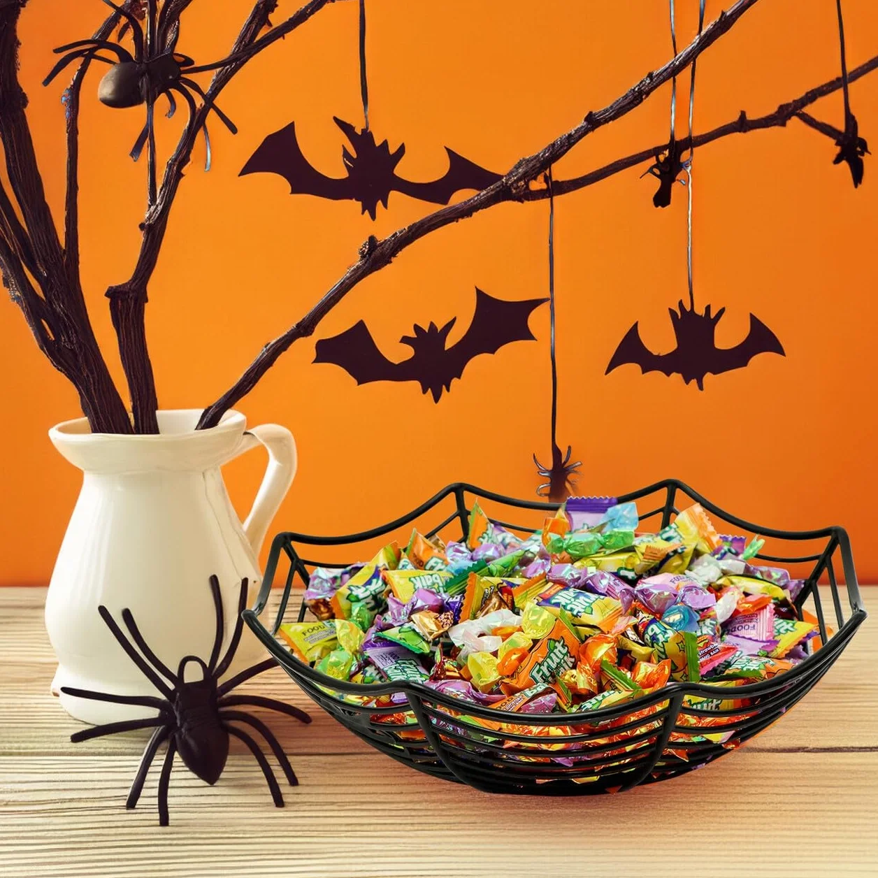 JOYIN Halloweenowa miska na cukierki pajęczyna cukierek albo psikus miska dekoracje na Halloween do wnętrz plastikowe naczynie na cukierki upominki na przyjęcie artykuły do nawiedzonego domu stół