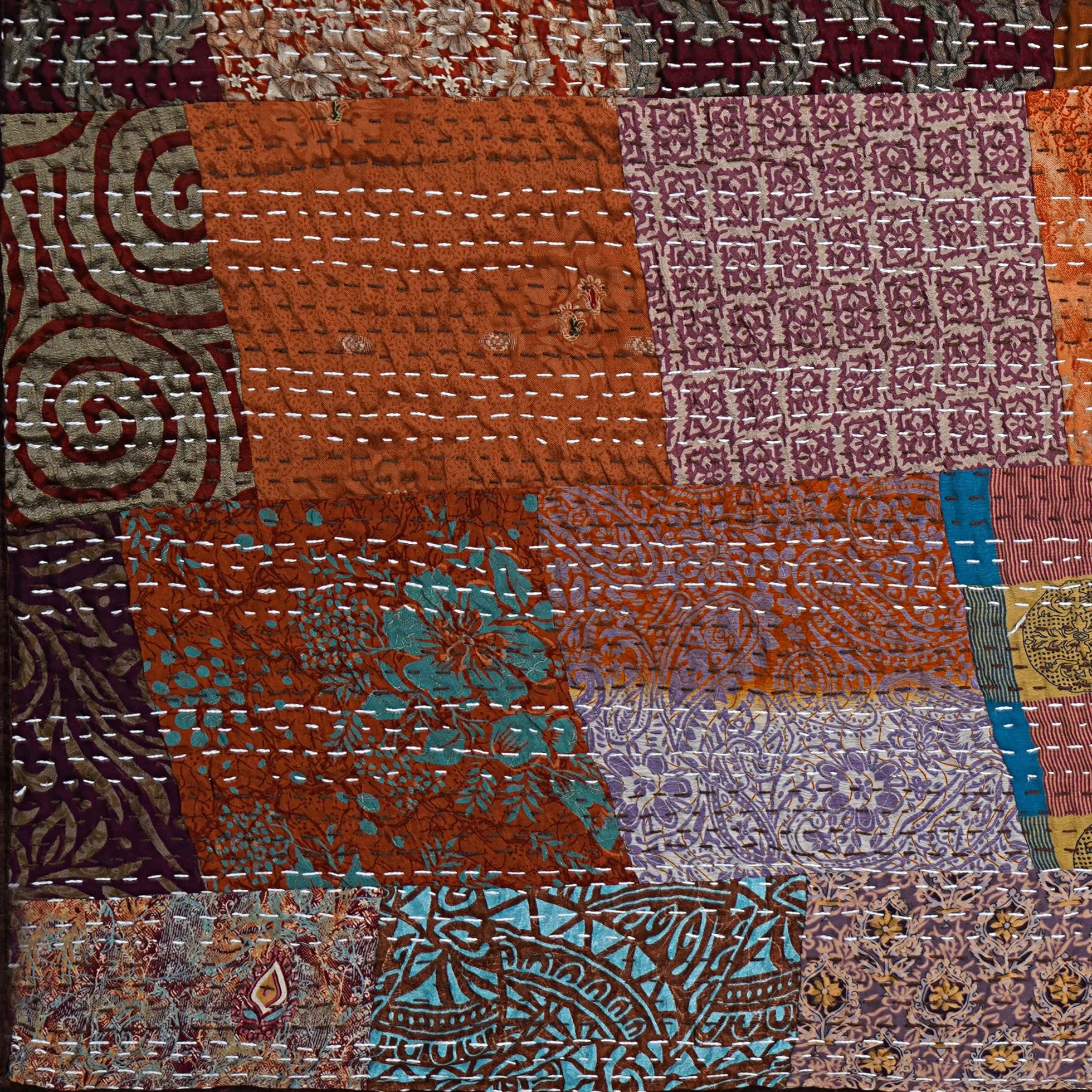 Jedwabna patchworkowa kołdra Kantha, ręcznie szyta kołdra w stylu vintage, dwustronna narzuta i narzuta w stylu boho, lekka, ręcznie robiona dekoracja, brązowa, niemowlęta, 127 x 152 cm