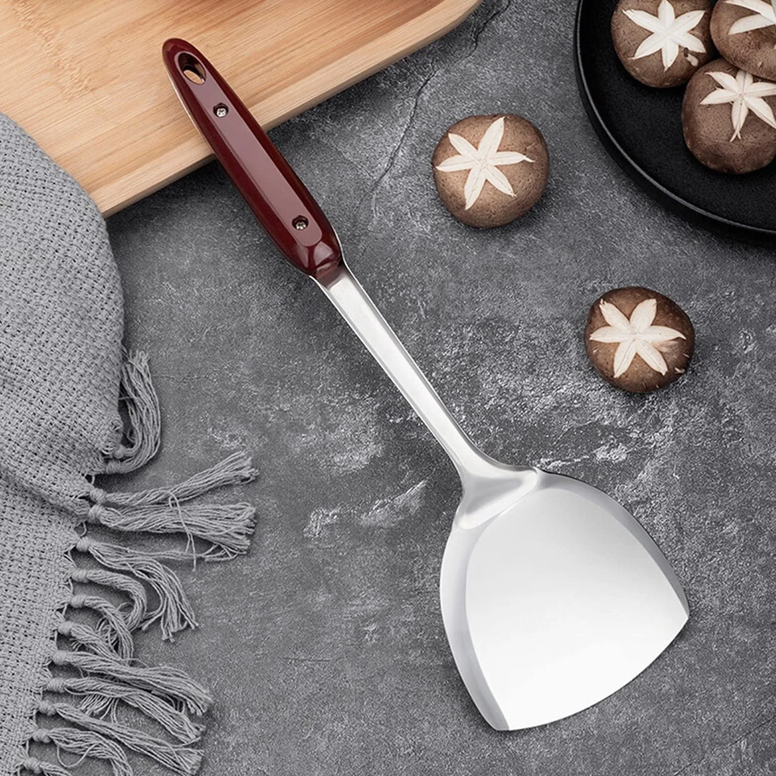 Szpatułka do woka, pogrubiona szpatułka do woka ze stali nierdzewnej z ergonomicznym, łatwym do trzymania uchwytem – do patelni nieprzywierającej, akcesoriów kuchennych, szpatułki do