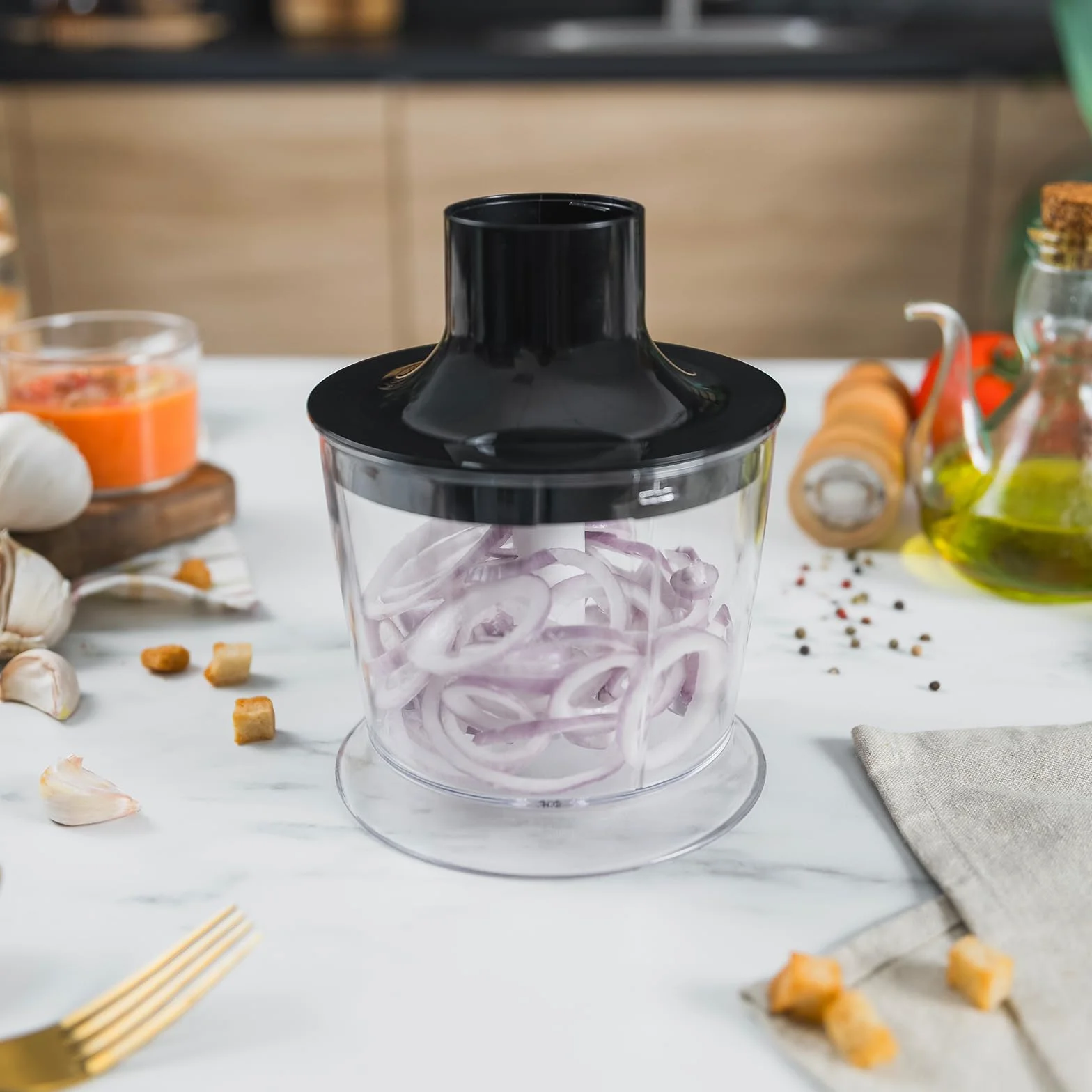 Ufesa Mars Max blender ręczny 1200 W, regulacja prędkości, funkcja turbo, 4 noże o wysokiej wydajności, stal nierdzewna, ergonomiczny design, ochrona przed rozpryskiwaniem, miarka, rozdrabniacz i