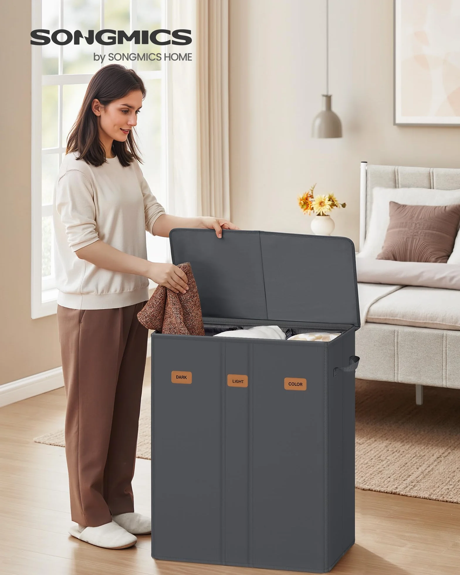 SONGMICS Kosz na pranie, 3 przegrody, 160 l, z pokrywką, 5 etykiet, wyjmowana i nadająca się do prania wewnętrzna torba, pralnia, sypialnia, ciemnoszary RLH013G01
