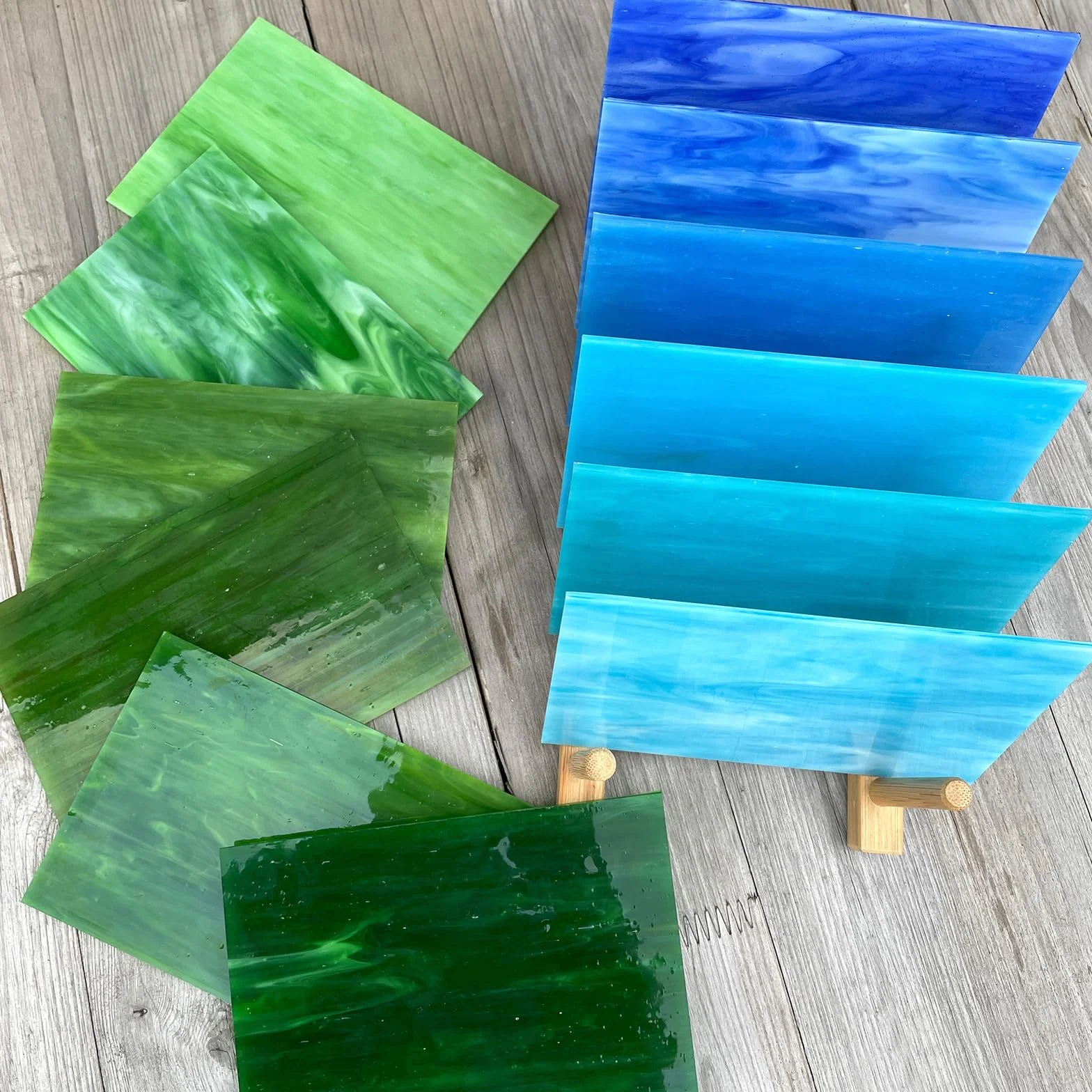LITMIND Zestaw 24 witraży 10x15 cm szkło katedralne materiały mozaikowe różne kolory