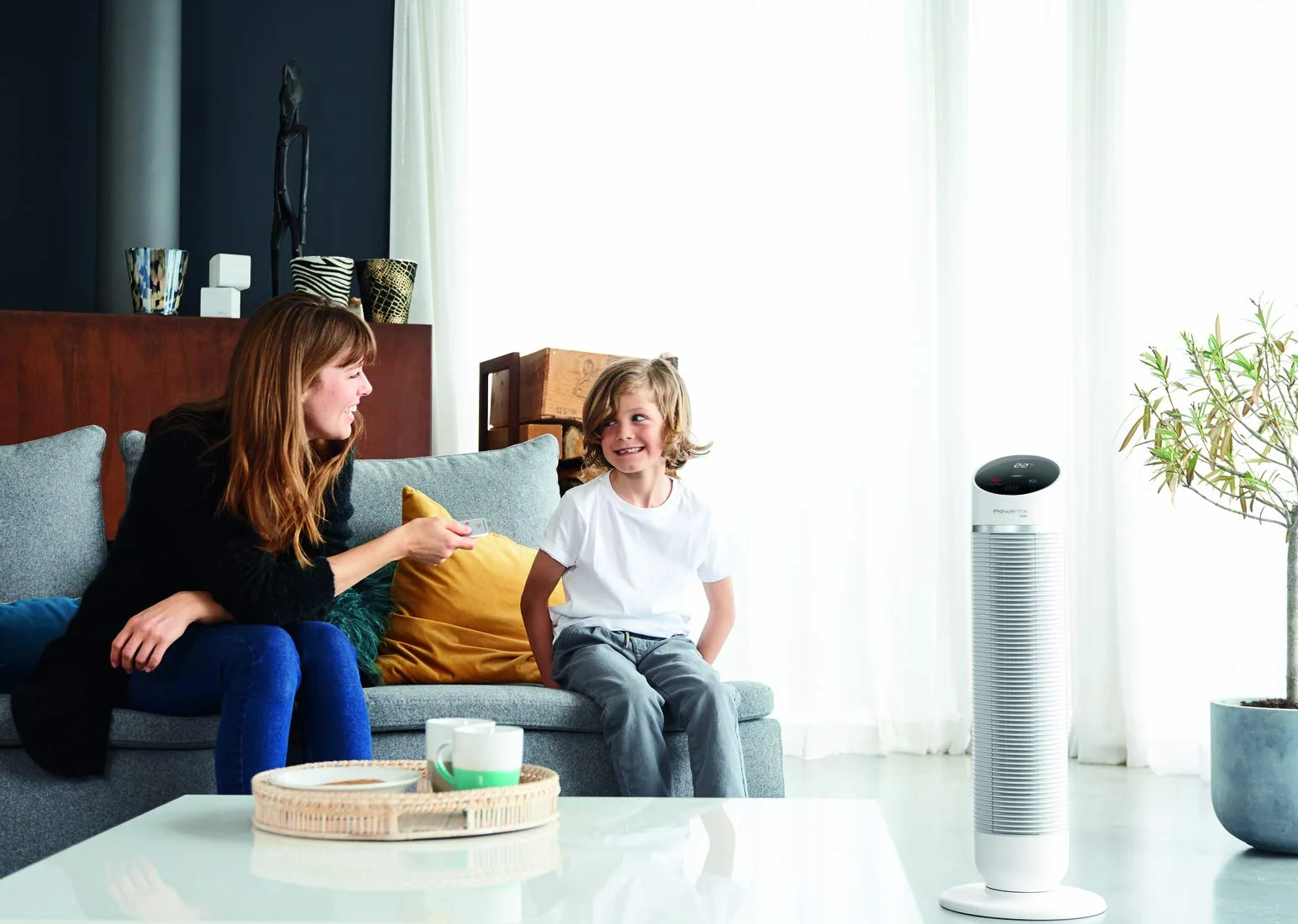 Rowenta Wentylator kolumnowy 3 w 1 Silent Comfort HQ8120 Termowentylator Filtr powietrza Tryb ogrzewania Eco Smart Pilot