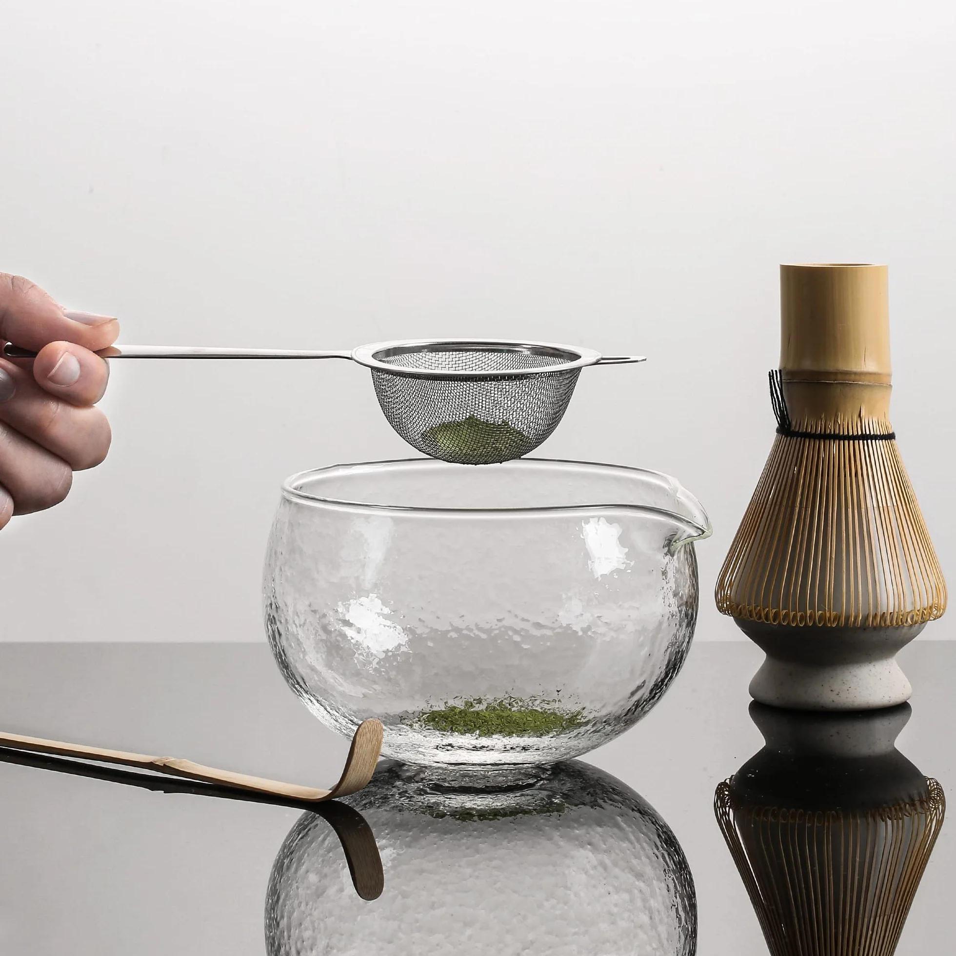 Teksturowana szklana miska na matcha z wylewką - ręcznie wykonana japońska miska na ceremonię herbaty Matcha Green Tea 400 ml