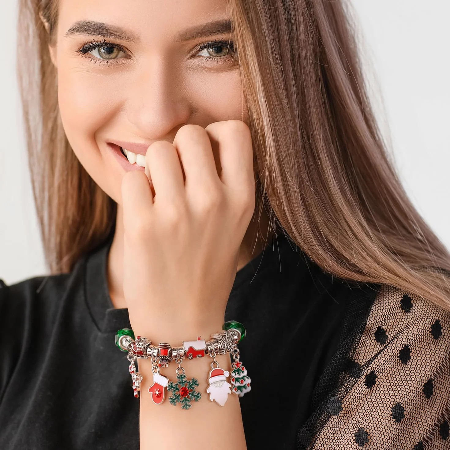 24szt Swiateczne Odliczanie Bransoletki Zestaw do Robienia na Boze Narodzenie Kalendarz Adwentowy 24 dni DIY Swiateczna Bransoletka Prezent 22 Koraliki Charm i 2 Bransoletki dla Dzieci