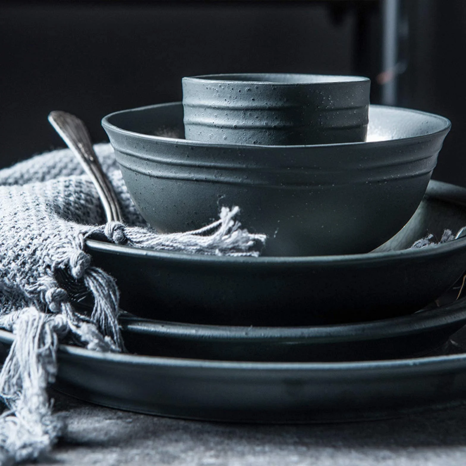 Stylowe talerze obiadowe, zestawy porcelanowej zastawy stołowej, 32-elementowy zestaw obiadowy z ceramiki w stylu retro z glazurą lodową | Zestawy misek do płatków śniada