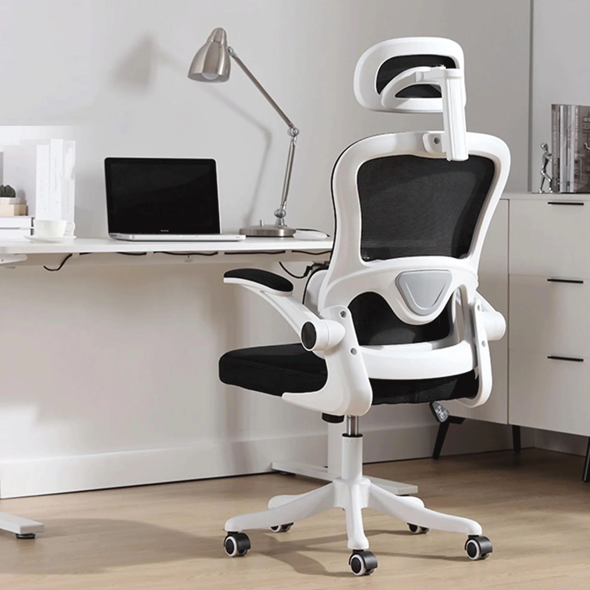 Ergonomiczne krzesło biurowe do gier komputerowych z wygodną siatką, regulowanym zagłówkiem 3D, zdejmowany stojak na ubrania, obrotowy, przechylany, dynamiczne podparcie pleców, idealny do pracy