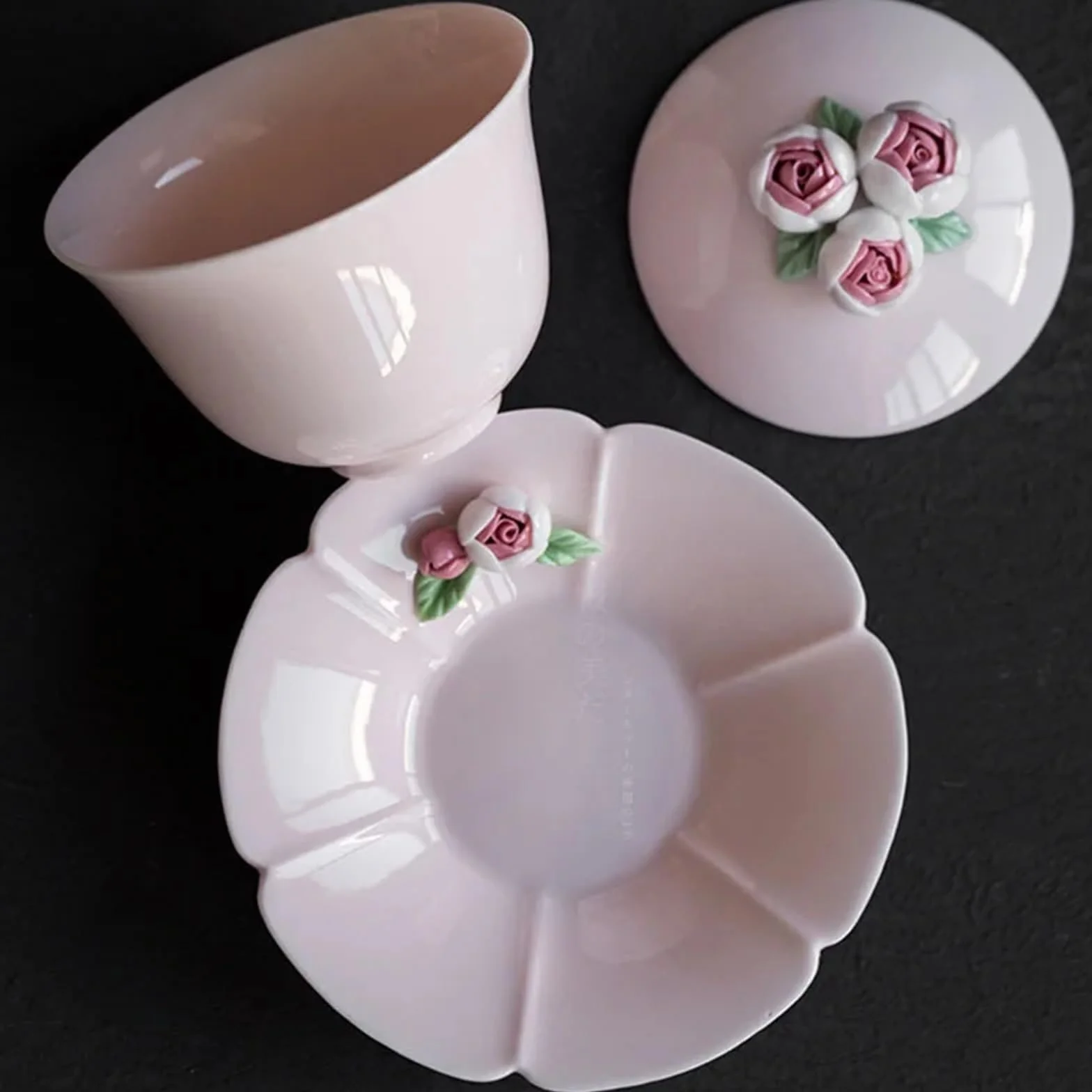 Filiżanka do herbaty, chińskie filiżanki do herbaty, 100 ml Jadeitowy proszek błotny, ręcznie szczypane kwiaty, pokryta Sancai ceramiczną miską do herbaty domowej Kung Fu Tea