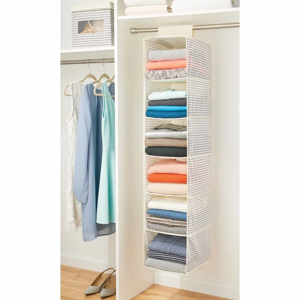 mDesign Organizer wisz?cy – Wisz?ca pó?ka do szafy wykonana z materia?u – Organizer na buty i akcesoria z 6 pó?kami – naturalny/kobaltowy
