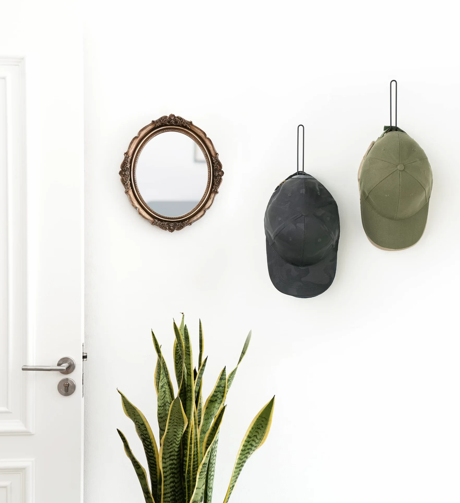 Mkono Czarny metalowy organizer na kapelusze, zestaw 2 haczyków ściennych w kształcie litery L, mieści 20 czapek, oszczędność miejsca, minimalistyczny design, antypoślizgowy, idealny do czapek z