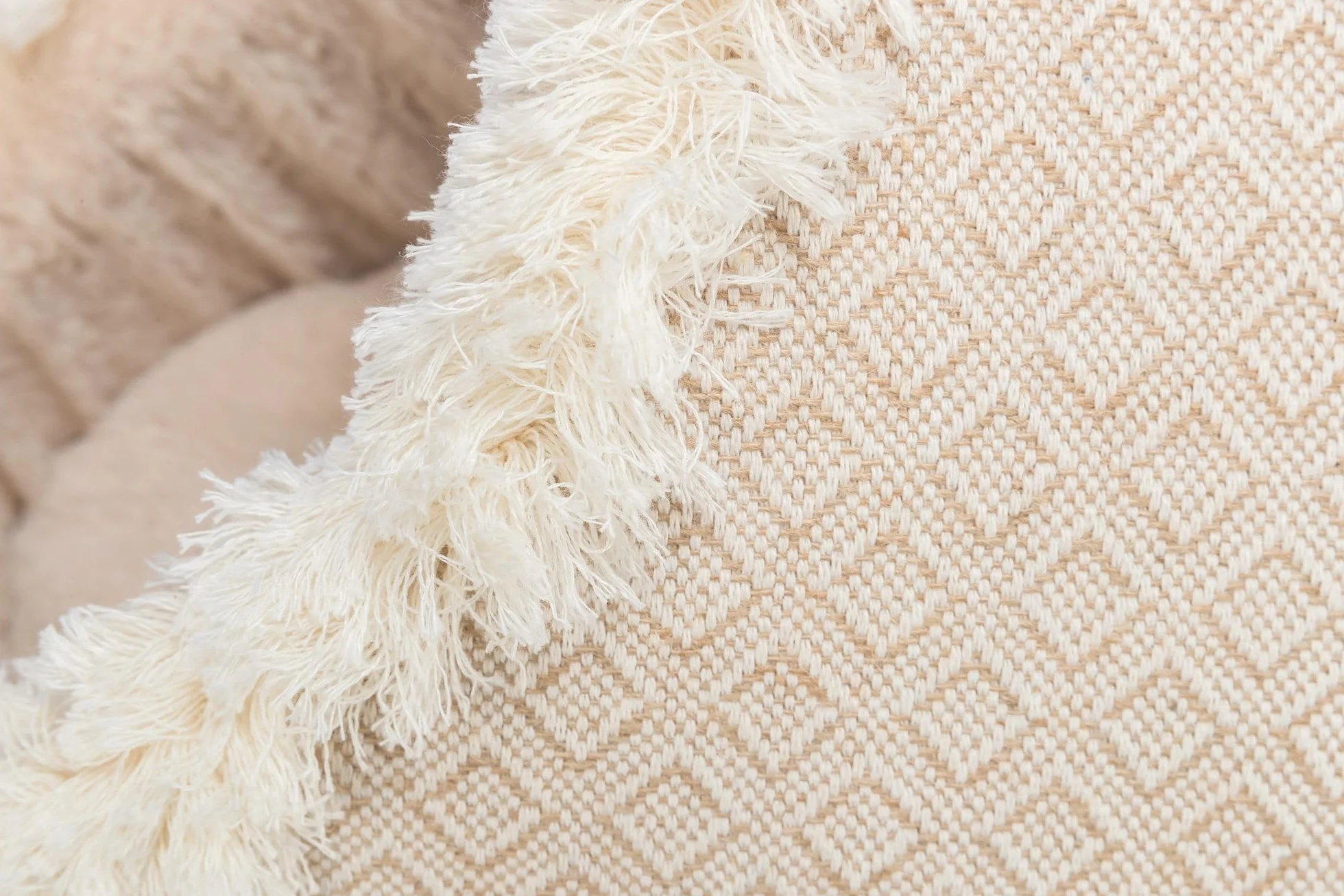 Trixie Antypoślizgowa przytulanka dla kotów i psów w modnym stylu boho jaskinia BOHO, 35 × 26 × 41 cm, beżowa – ze zintegrowaną, dwustronną poduszką nadającą się do prania w pralce – 38210