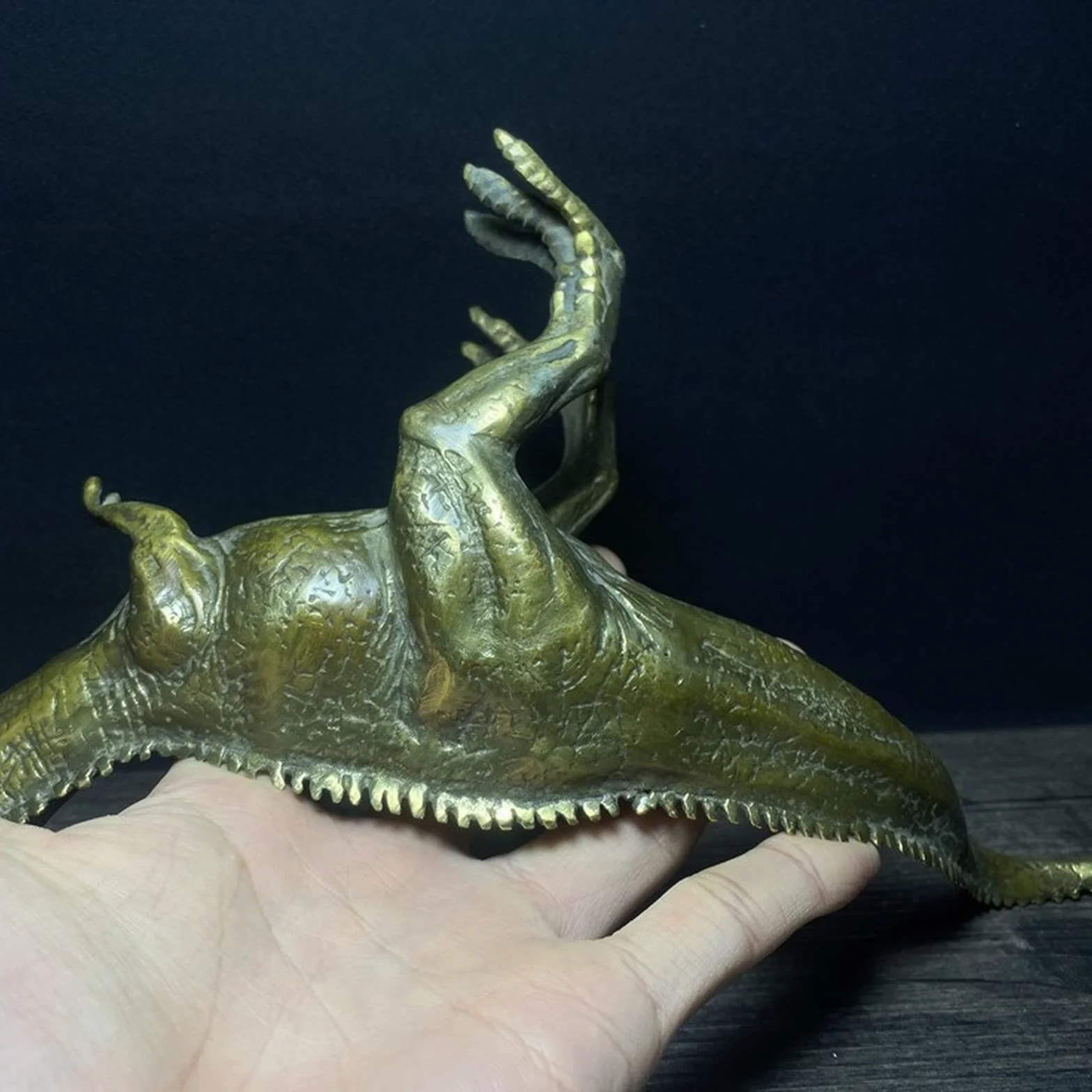Figurka Tyranozaura Rexa z litej miedzi, mosiężny model dinozaura statuetka dom nauka biurko bar chłodziarka do wina stolik kawowy ozdoba samochodu