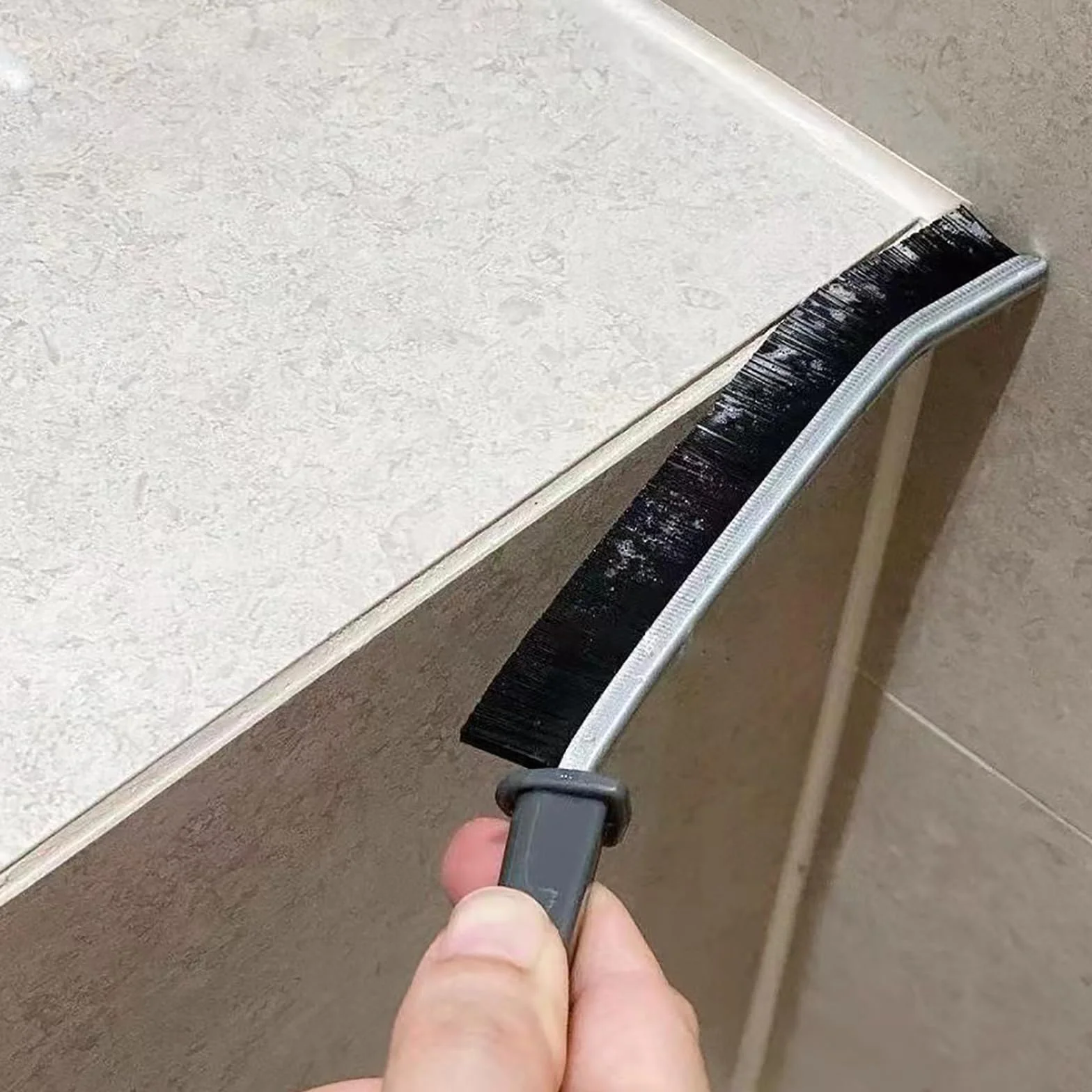 KEYRI Szczotka do czyszczenia szczelin, szczotka do czyszczenia rowków, szczotka do czyszczenia szczelin, twarde włosie, wielofunkcyjne szczotki do łazienki, kuchni, drzwi okiennych (3 czarne + 3