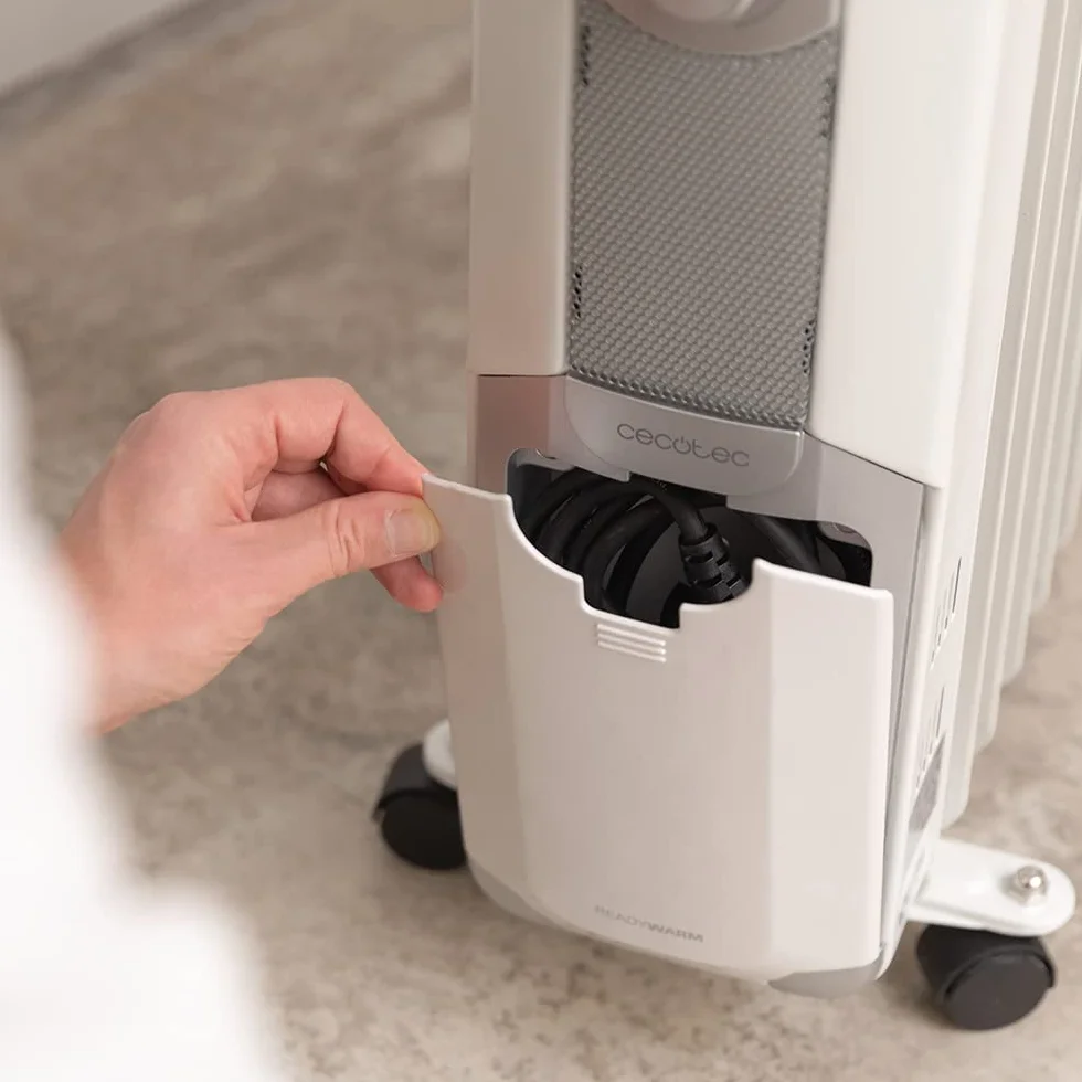 Cecotec Elektryczny grzejnik olejowy ReadyWarm 11000 Space. 11 modułów, niskie zużycie, 2500 W, 3 poziomy, uchwyt kablowy, system bezpieczeństwa, koła, 25 m2