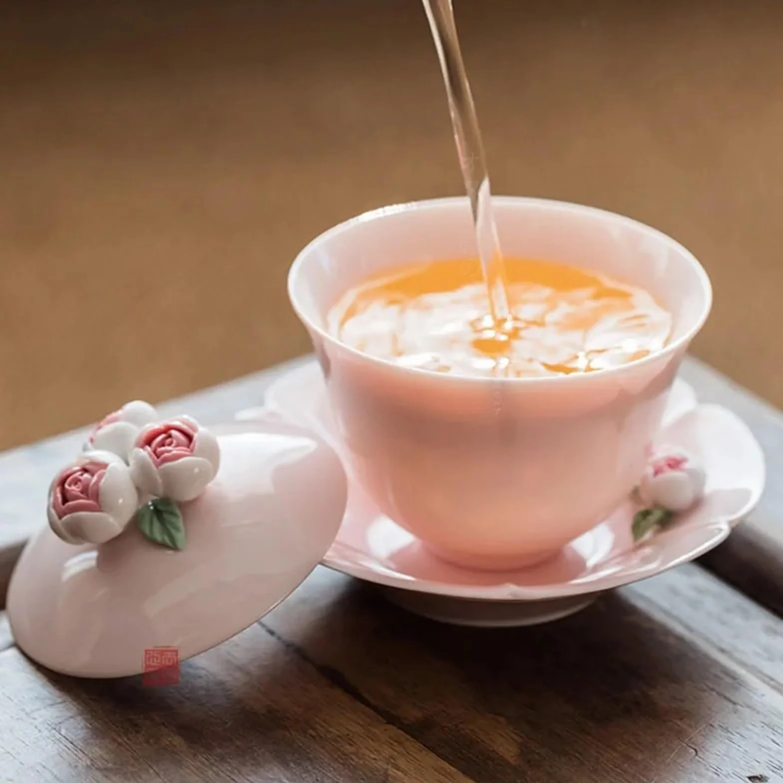 Filiżanka do herbaty, chińskie filiżanki do herbaty, 100 ml Jadeitowy proszek błotny, ręcznie szczypane kwiaty, pokryta Sancai ceramiczną miską do herbaty domowej Kung Fu Tea
