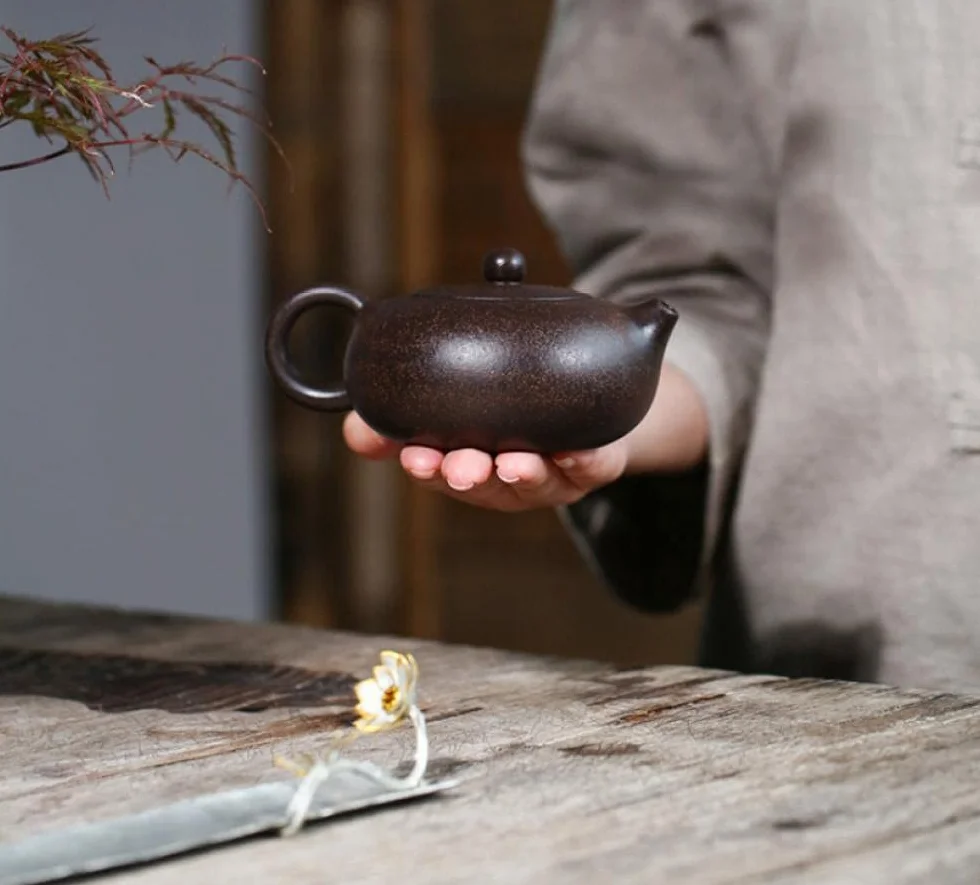 Czajniczek Zaparzacz Do Herbaty Czajniczek Ekspres Do Herbaty Płaskie Xi Shi Zika Butelka Czarny Złoty Piasek Teapot Collection Collection Prezent Herbata Zestaw