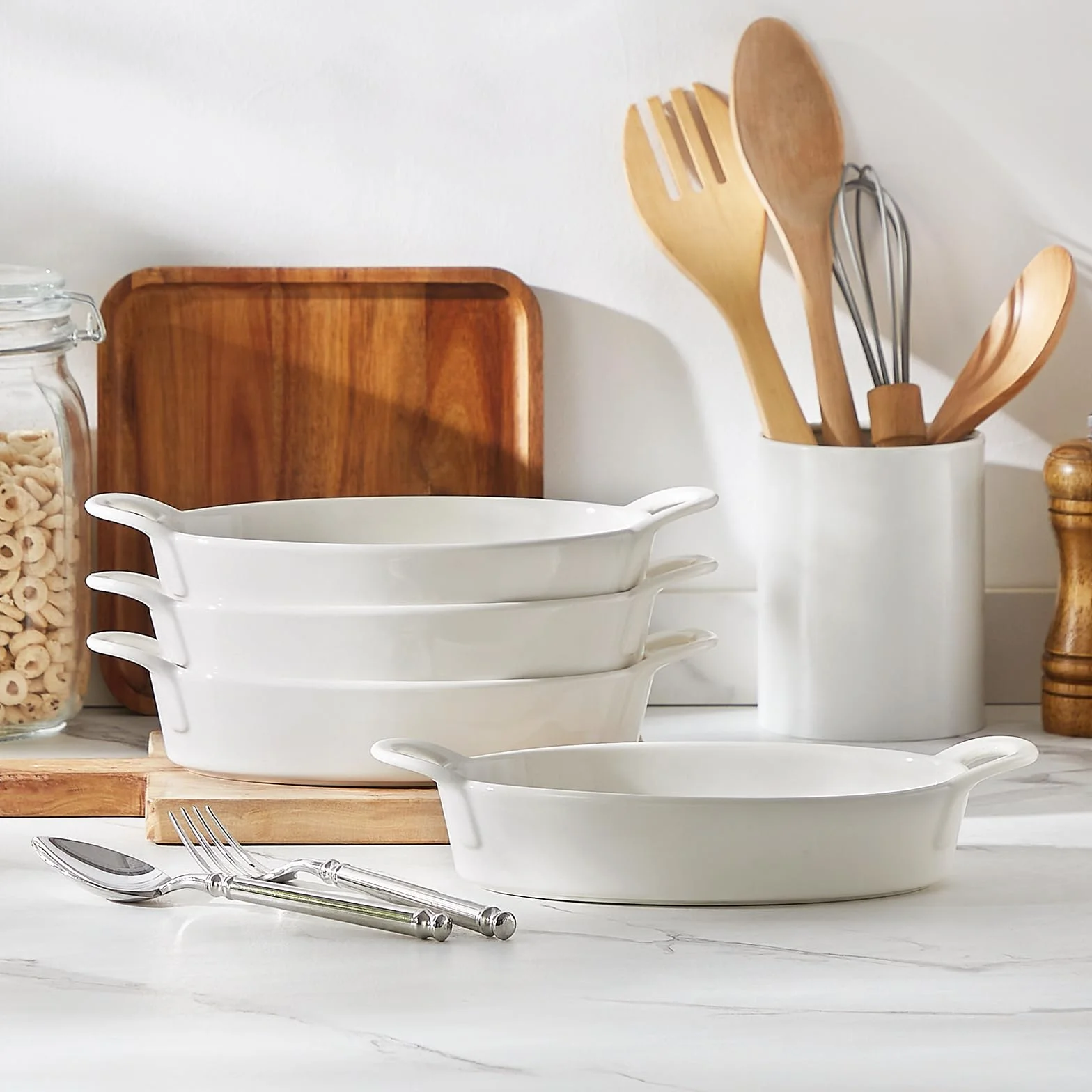 MALACASA Owalne ceramiczne naczynia do pieczenia w piekarniku, idealne do lasagne, placka pasterskiego i więcej - małe naczynie do ciasta, zestaw 4 sztuk, 22 uncje, białe, bezpieczne do piekarnika